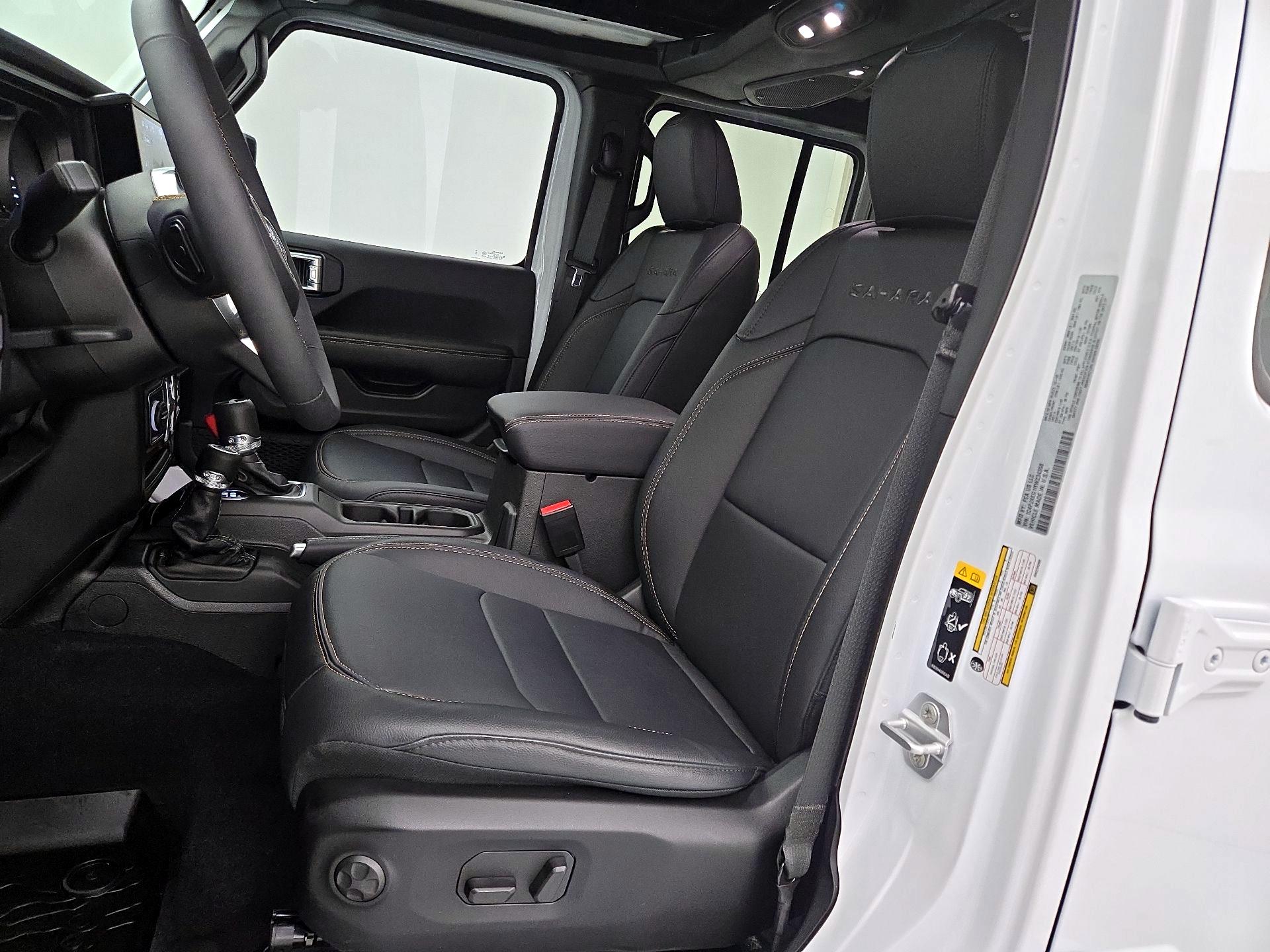 Thumbnail: 2024 Jeep Wrangler - 11