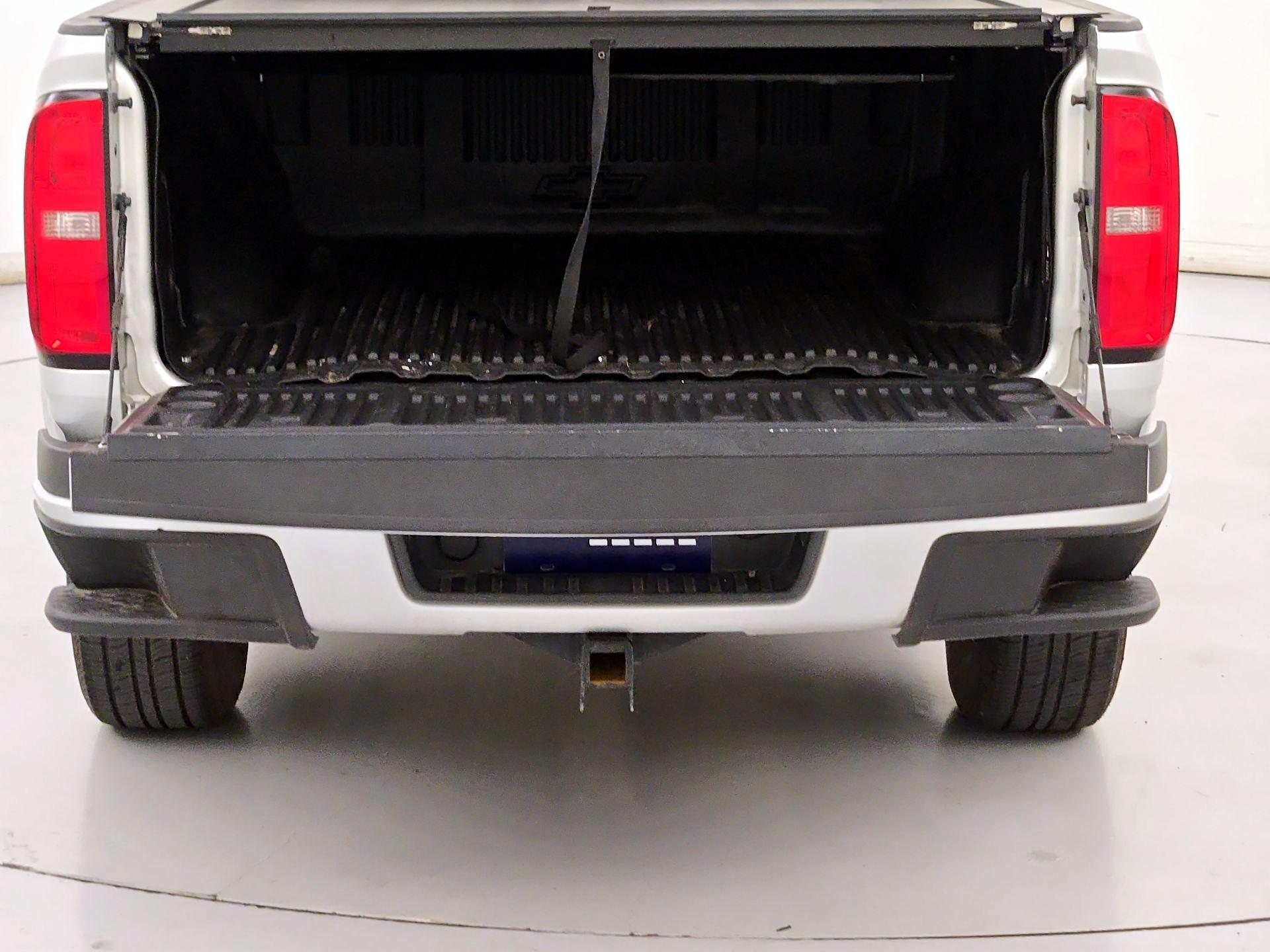 Thumbnail: 2019 Chevrolet Colorado - 20