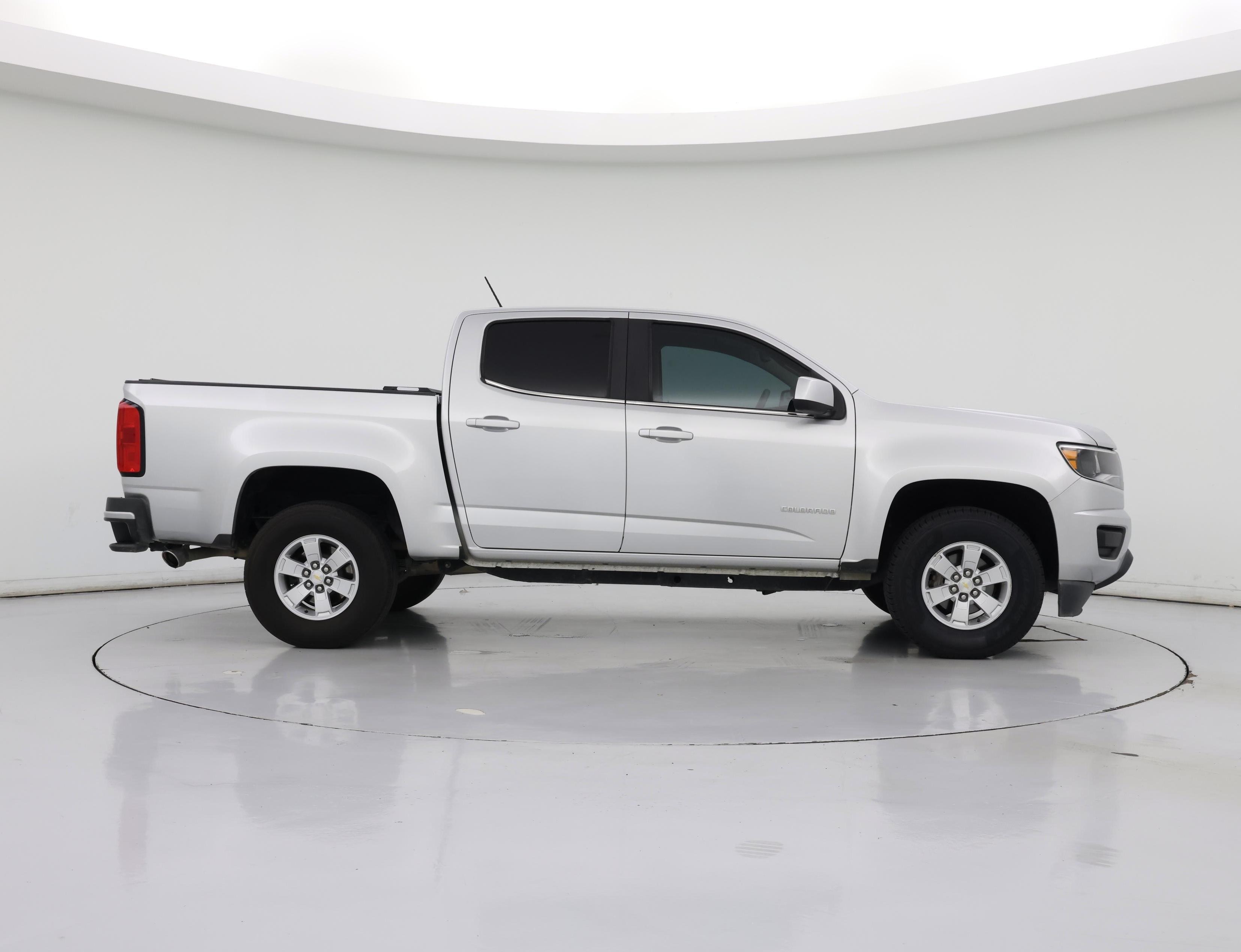 Thumbnail: 2019 Chevrolet Colorado - 7
