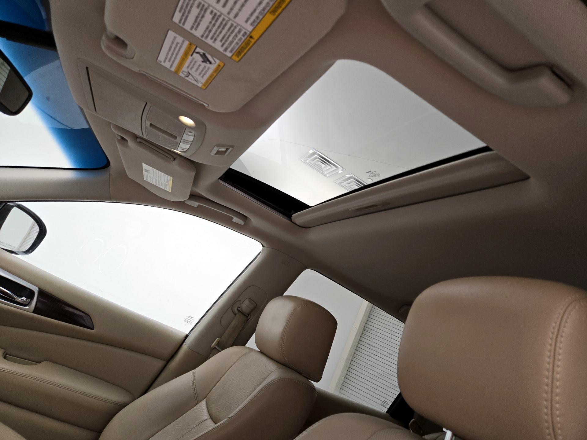 Thumbnail: 2014 Nissan Pathfinder - 19