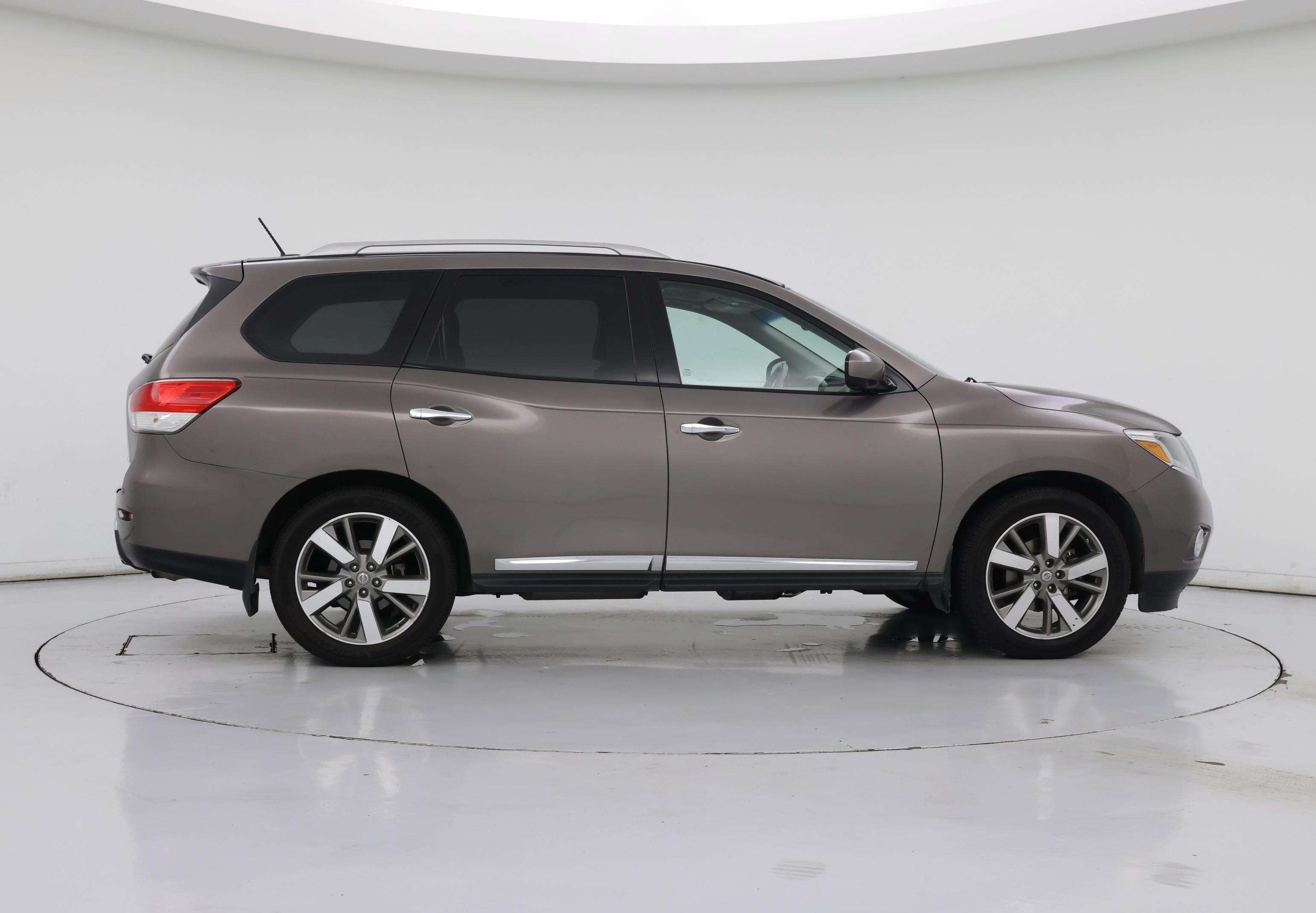 Thumbnail: 2014 Nissan Pathfinder - 7