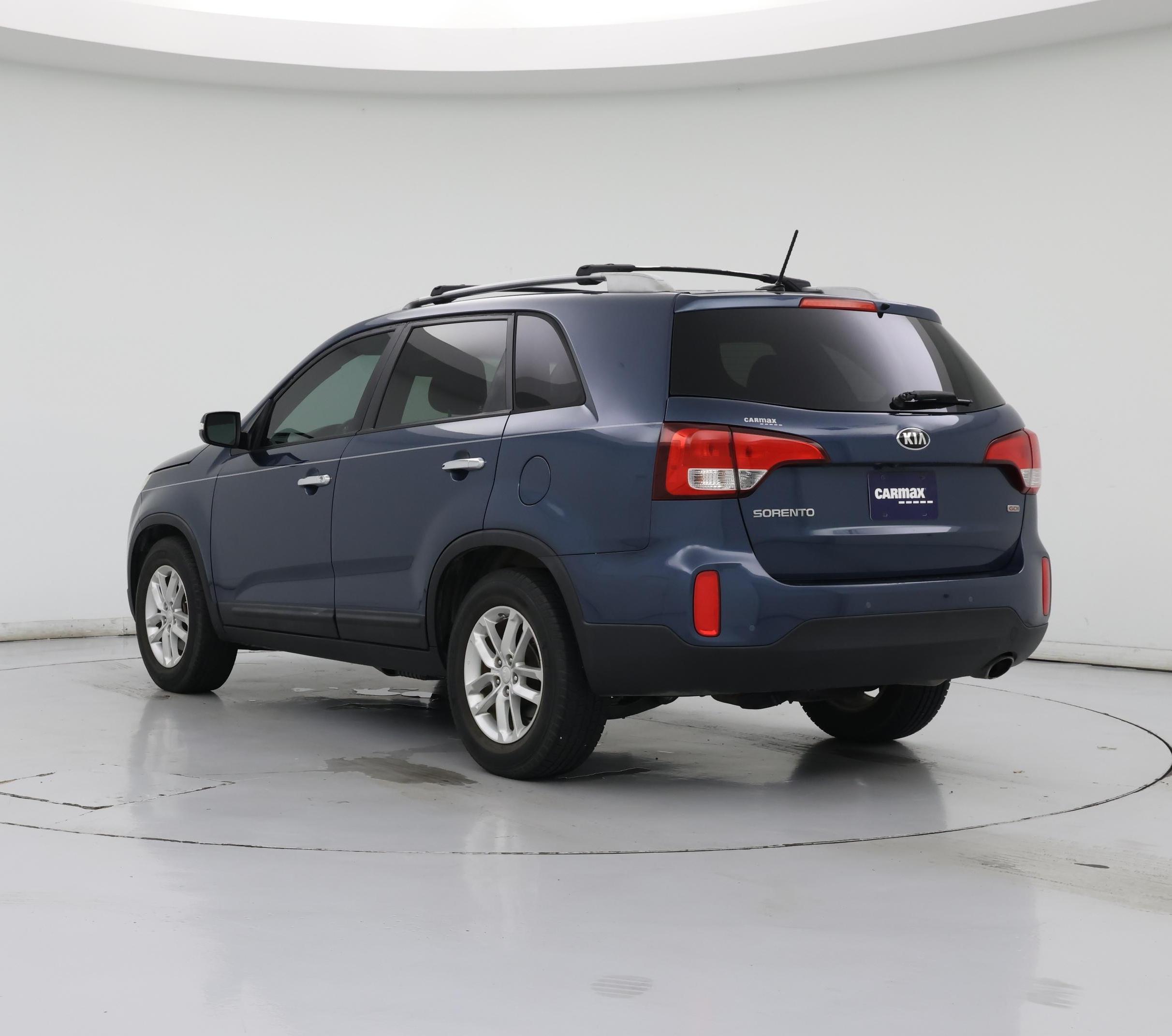 Thumbnail: 2015 Kia Sorento - 2