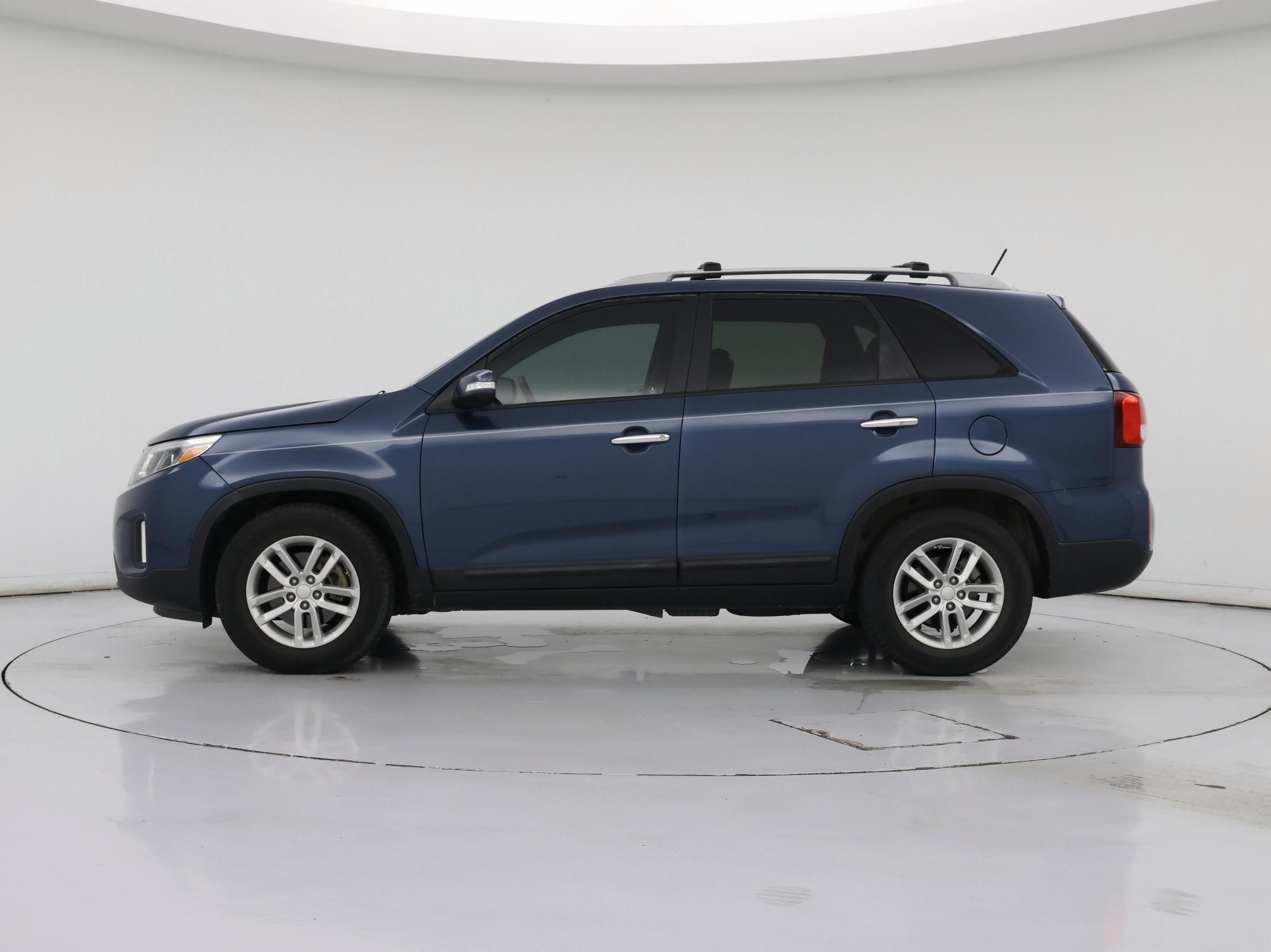 Thumbnail: 2015 Kia Sorento - 3