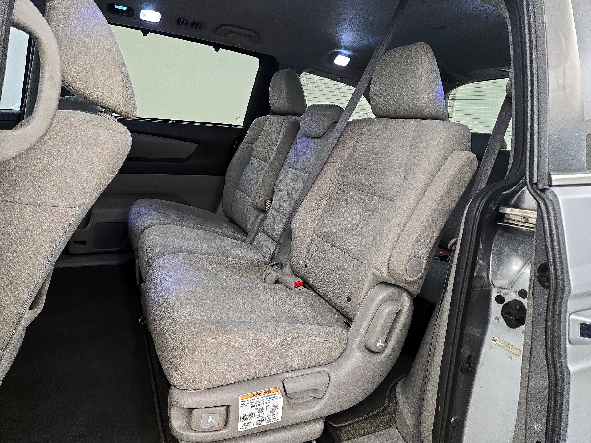 Thumbnail: 2017 Honda Odyssey - 19