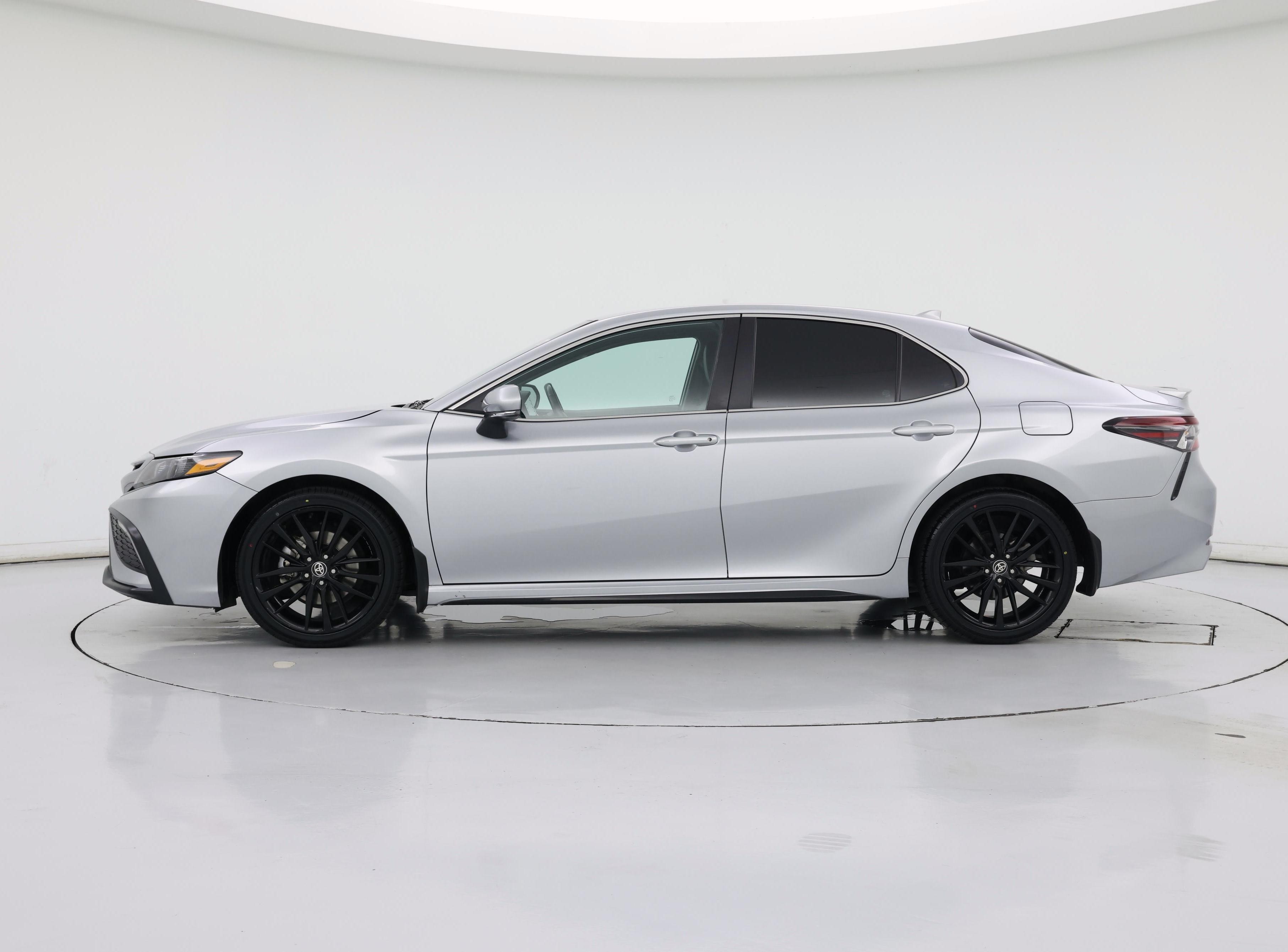 Thumbnail: 2024 Toyota Camry - 3