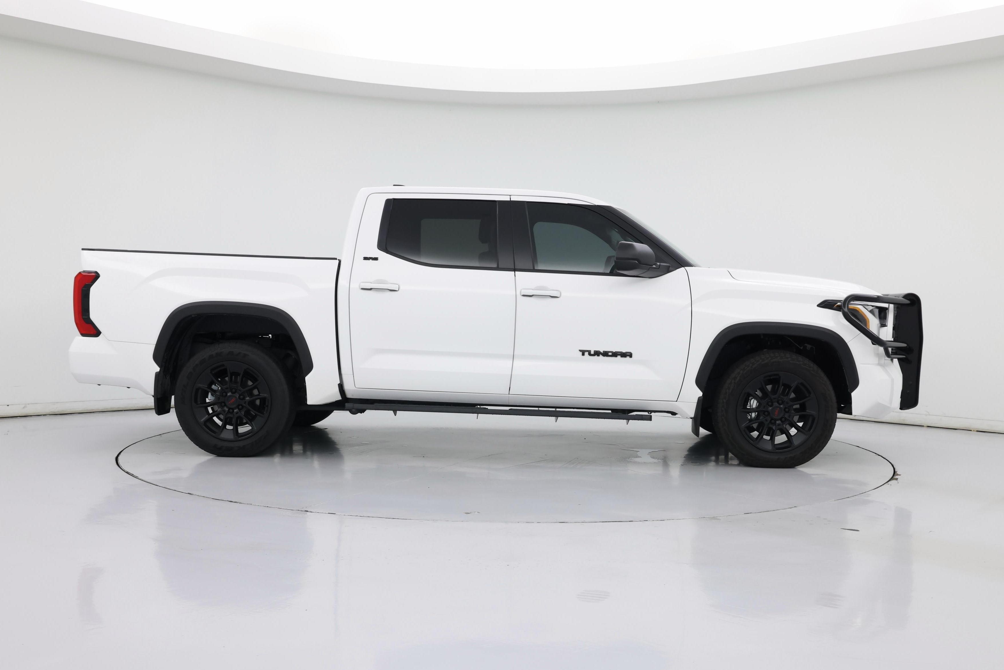 Thumbnail: 2024 Toyota Tundra - 7