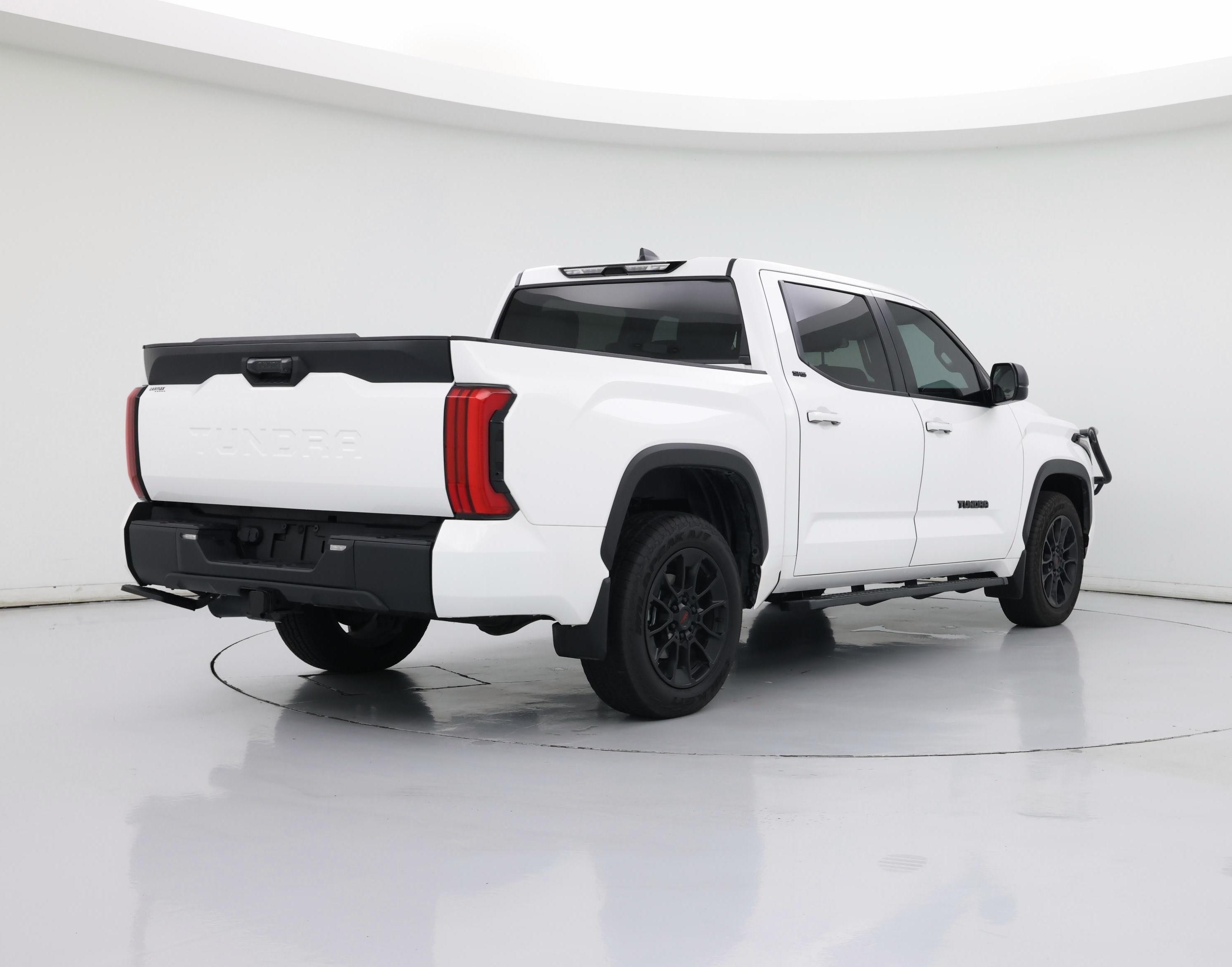Thumbnail: 2024 Toyota Tundra - 8
