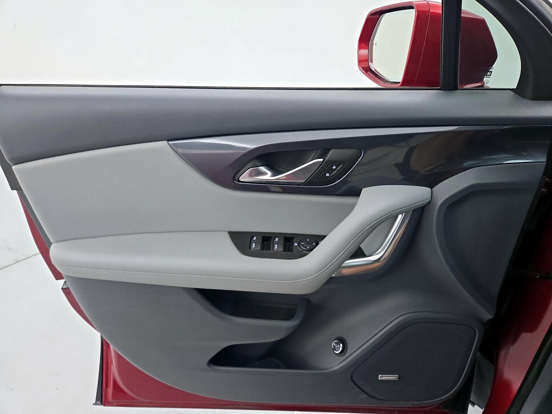 Thumbnail: 2019 Chevrolet Blazer - 12