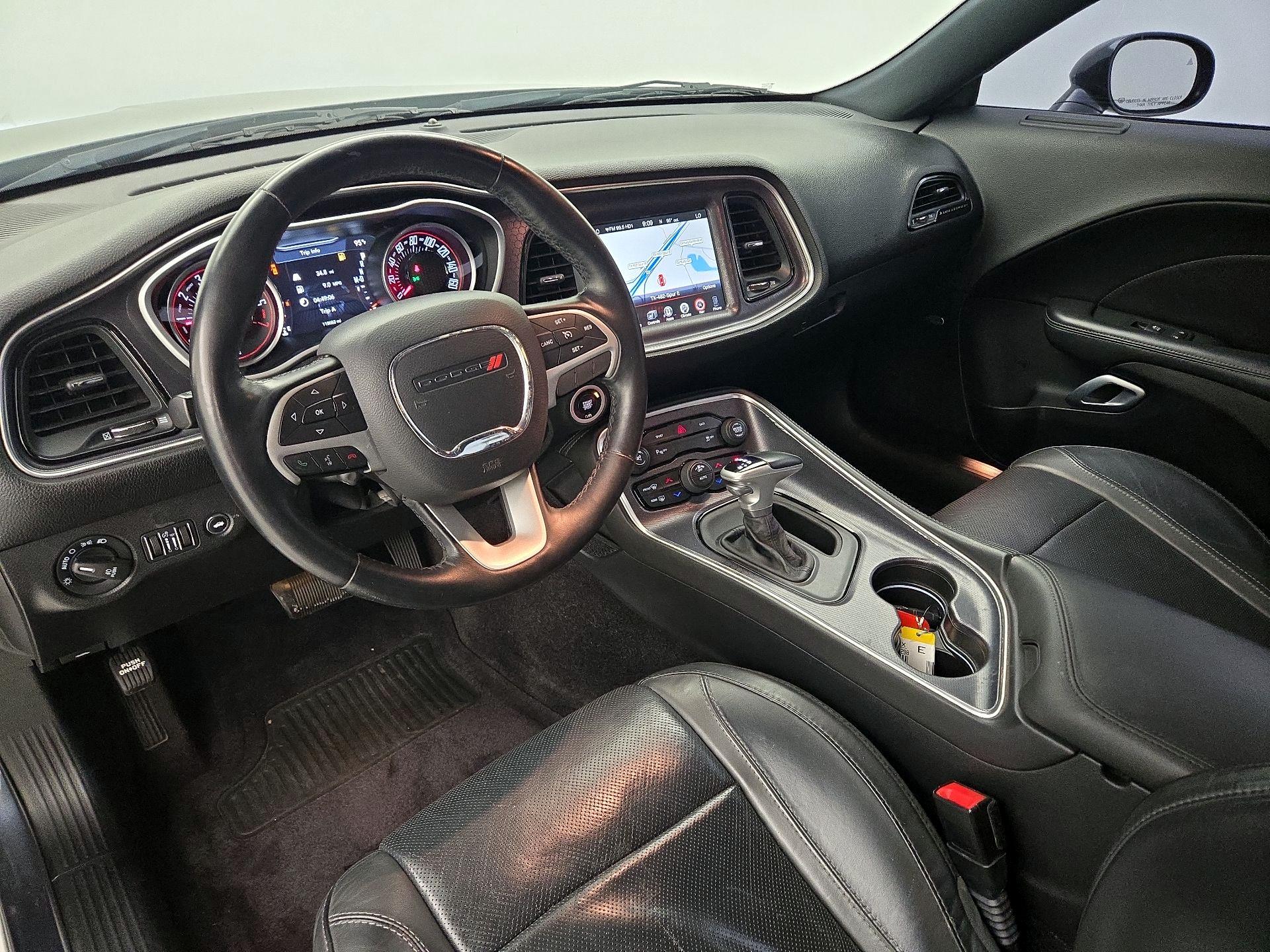 Thumbnail: 2016 Dodge Challenger - 9