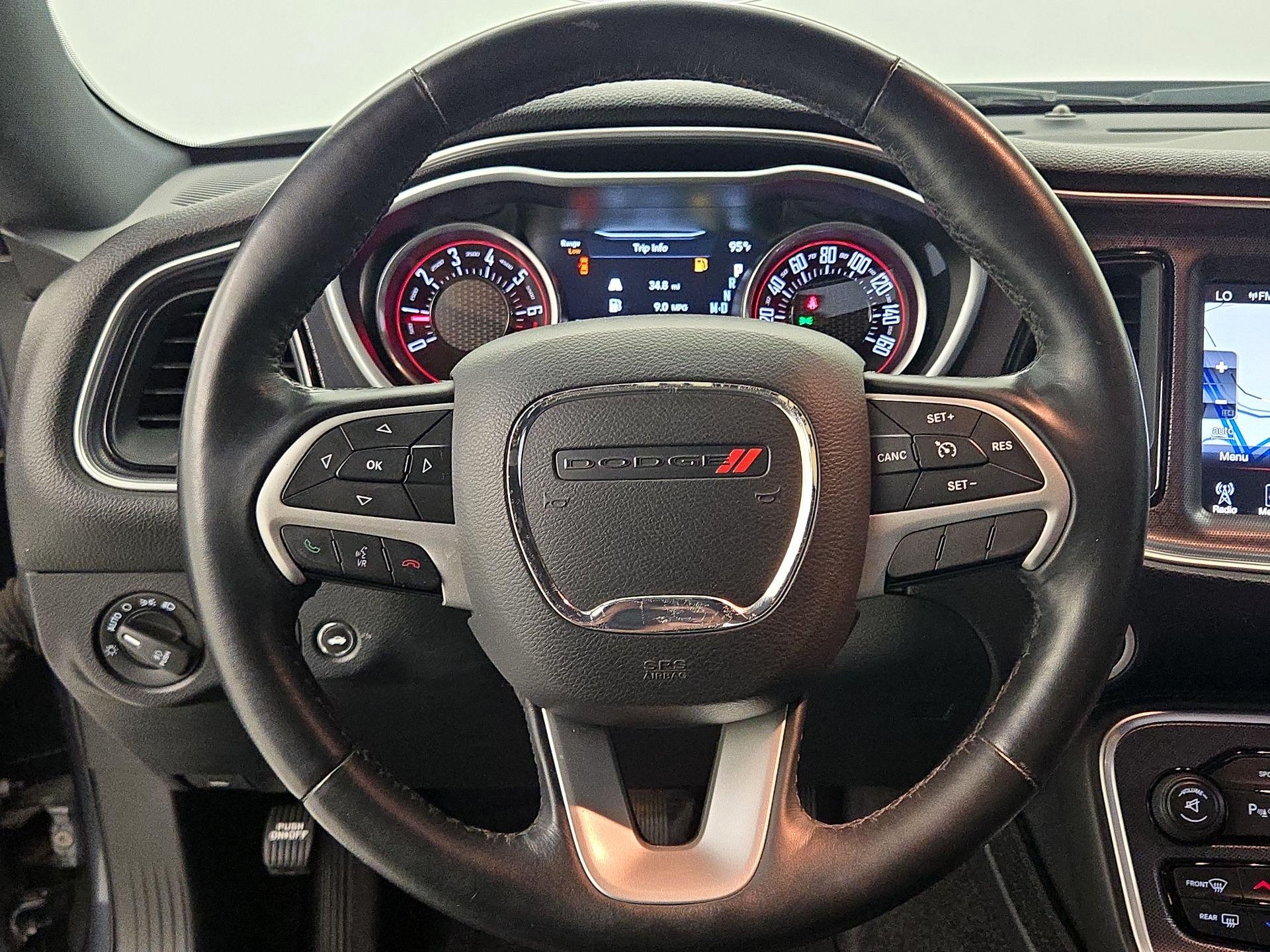 Thumbnail: 2016 Dodge Challenger - 10