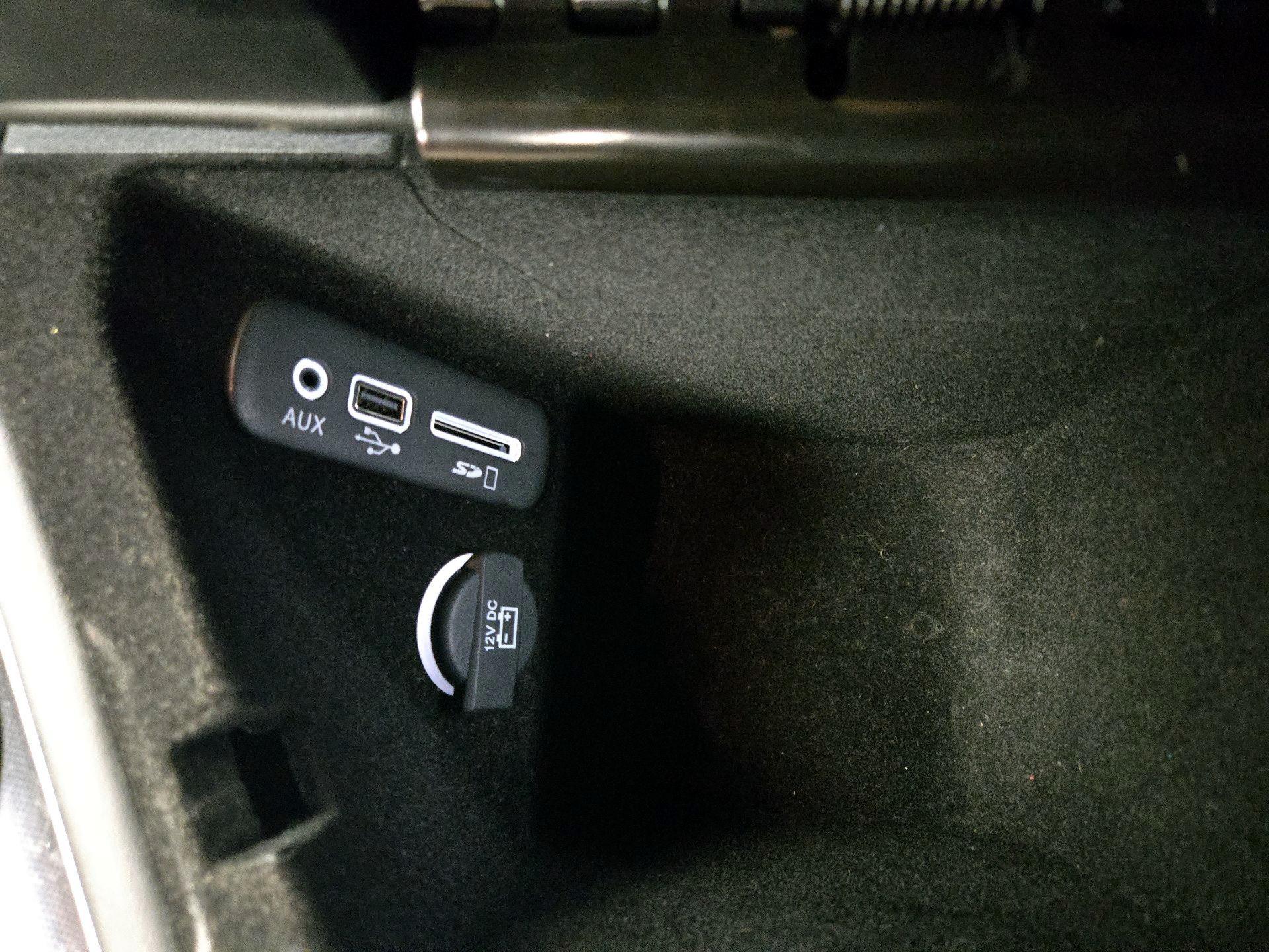 Thumbnail: 2016 Dodge Challenger - 19