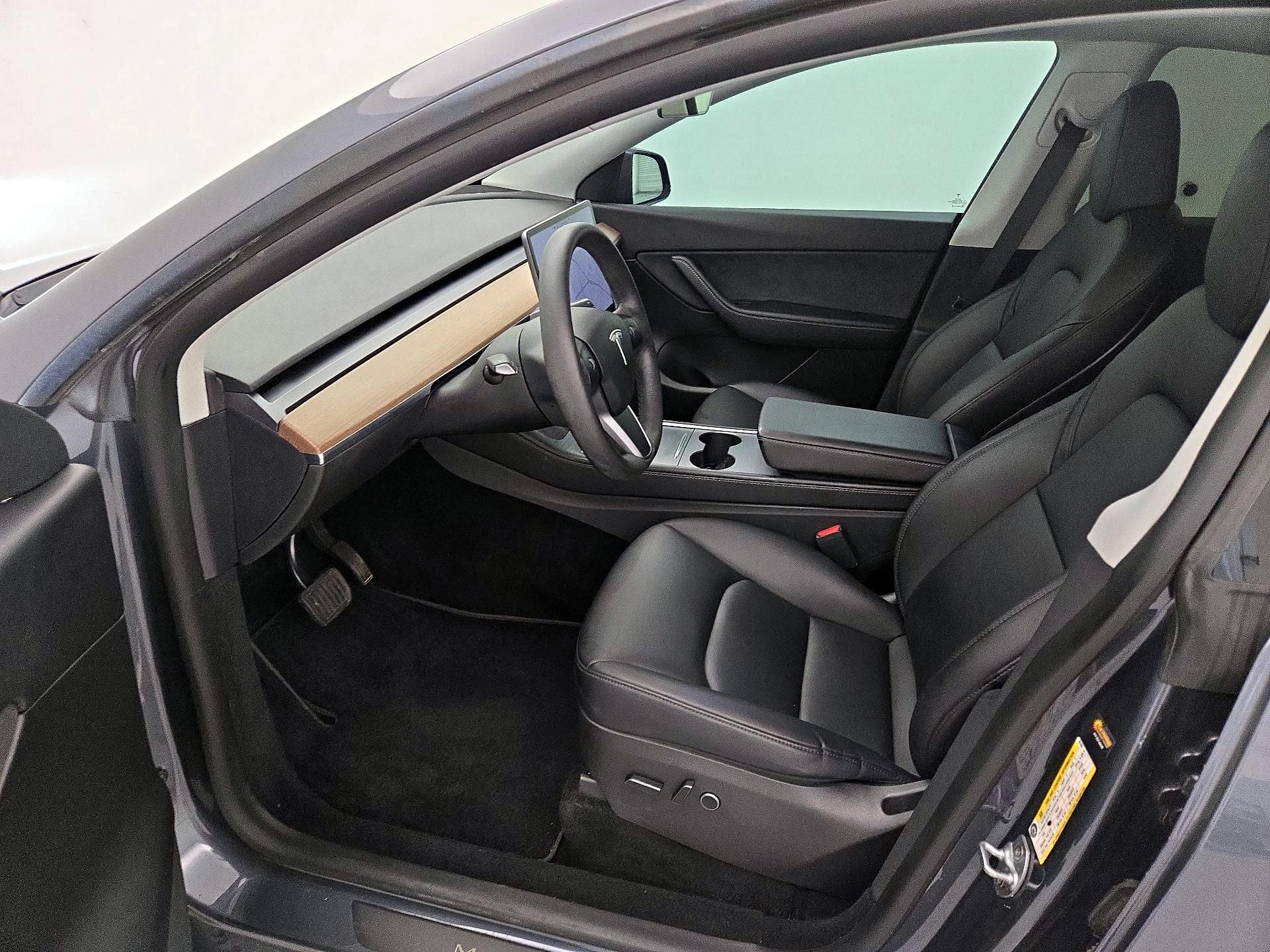 Thumbnail: 2022 Tesla Model Y - 11