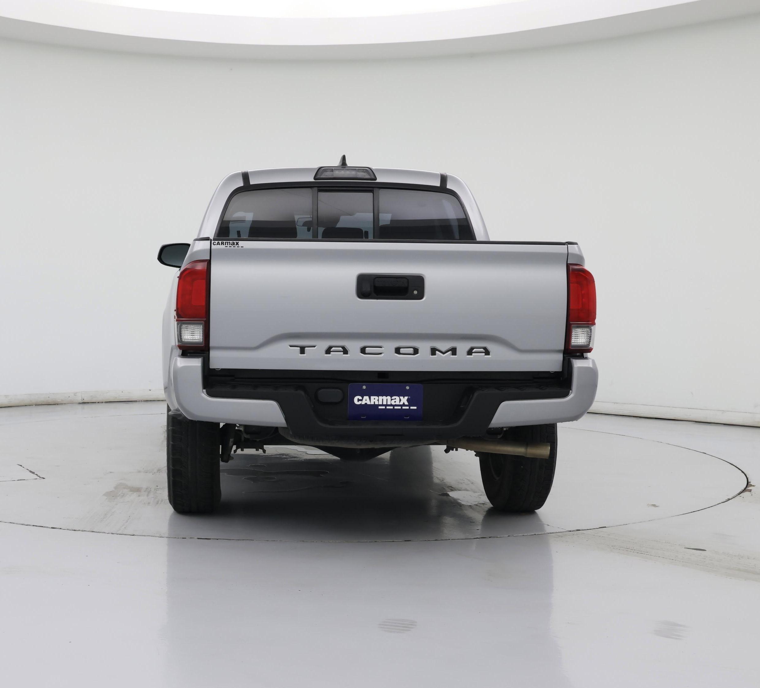 Thumbnail: 2018 Toyota Tacoma - 6