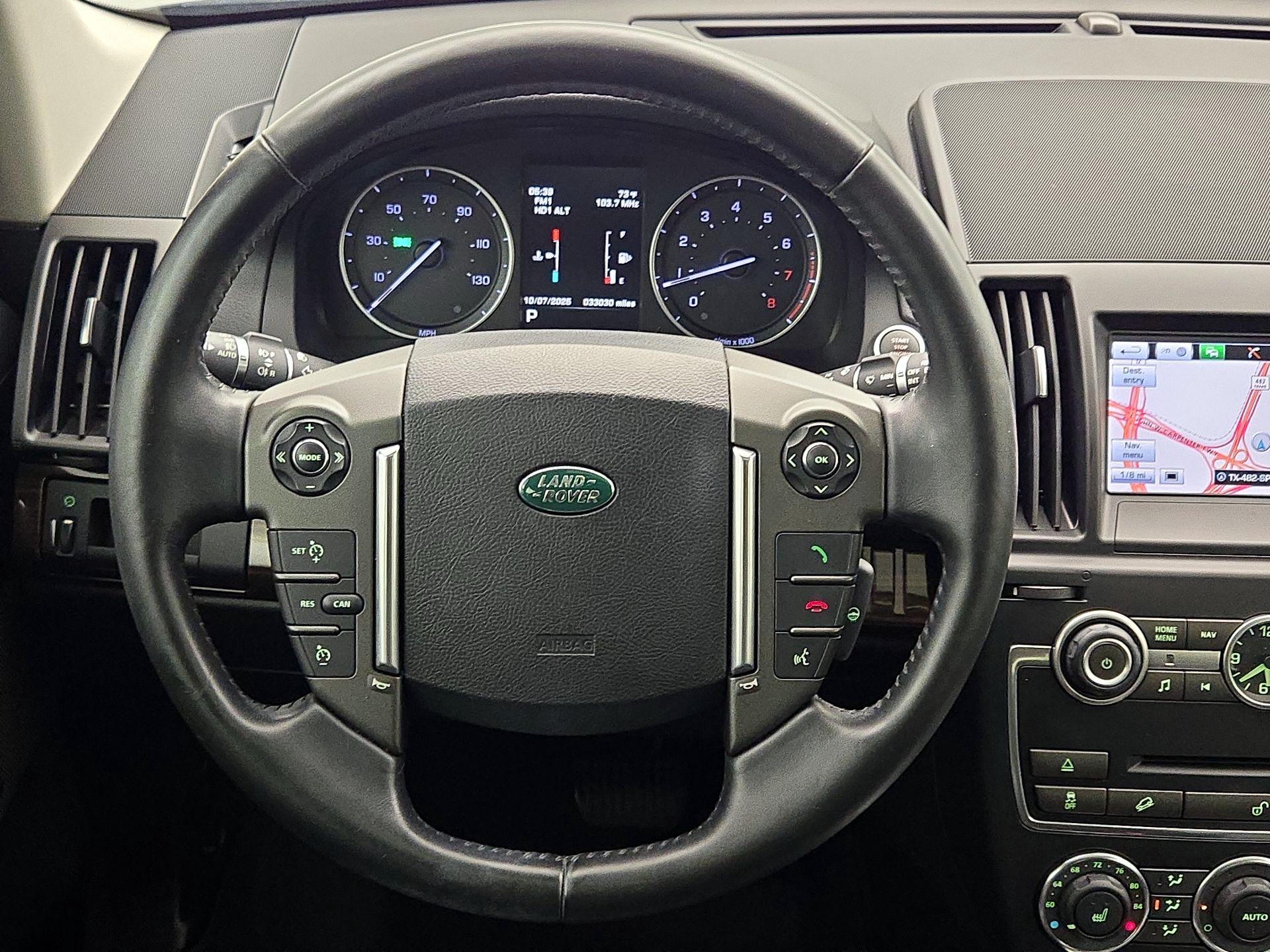 Thumbnail: 2015 Land Rover LR2 - 10