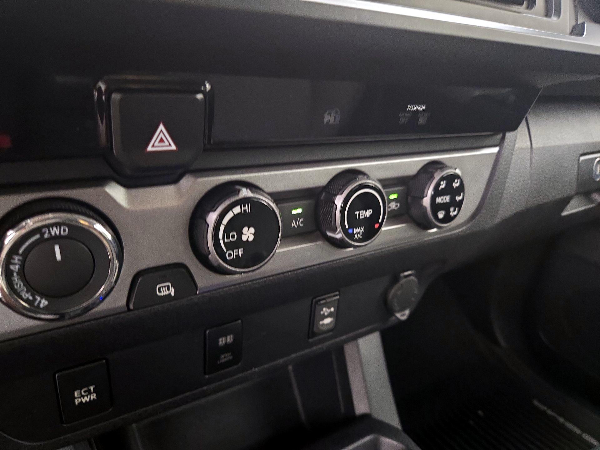 Thumbnail: 2017 Toyota Tacoma - 16