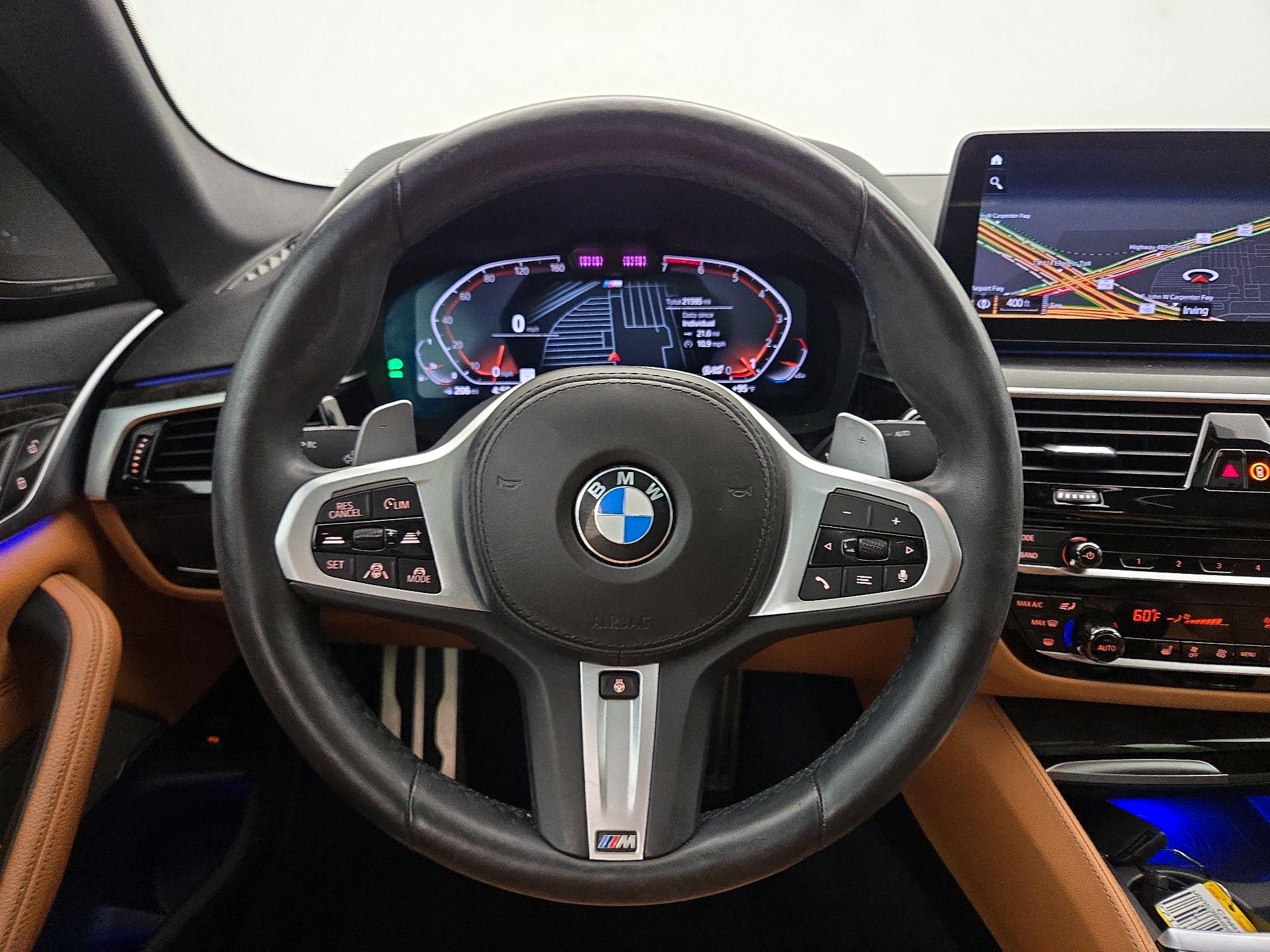 Thumbnail: 2021 BMW 5 Series - 10