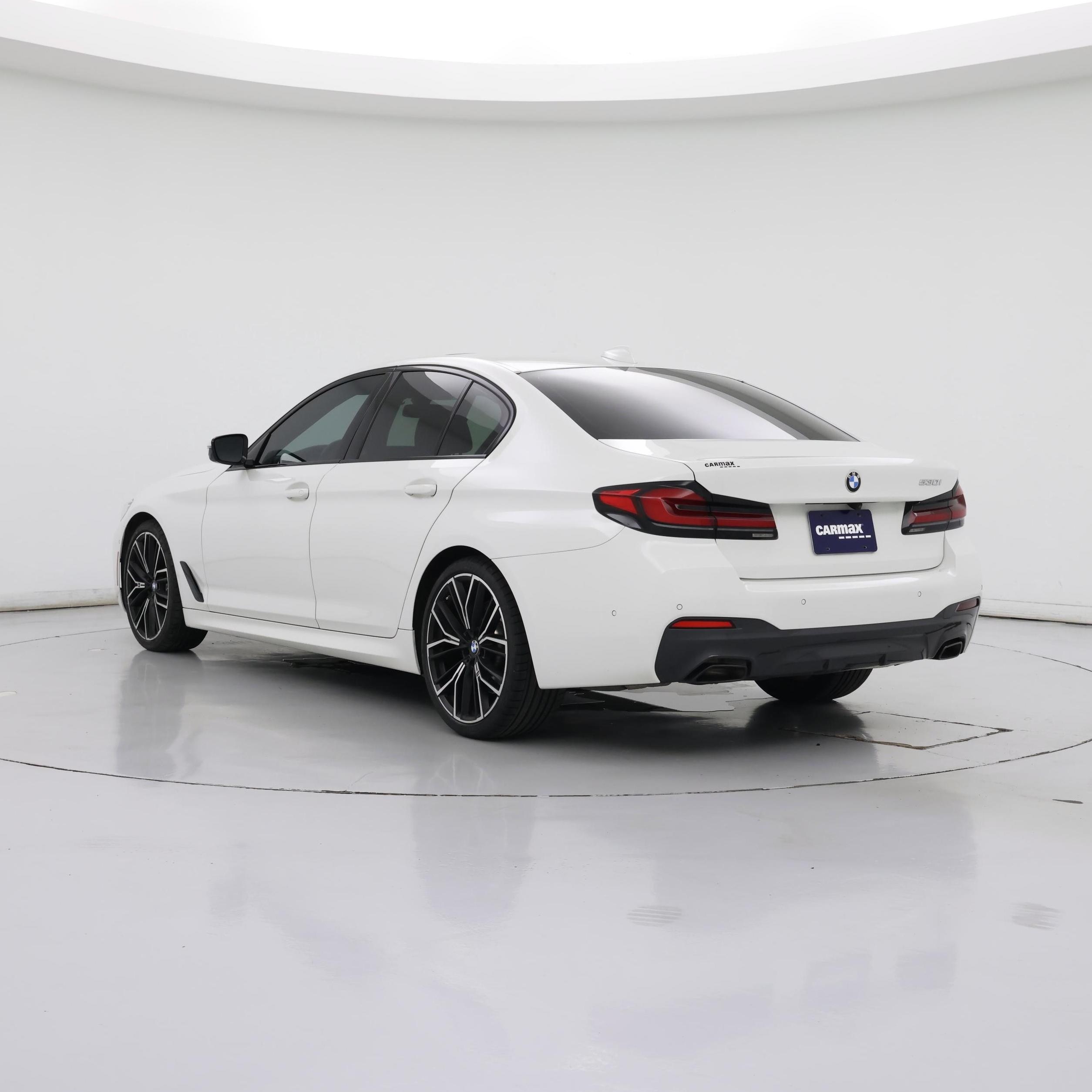 Thumbnail: 2021 BMW 5 Series - 2