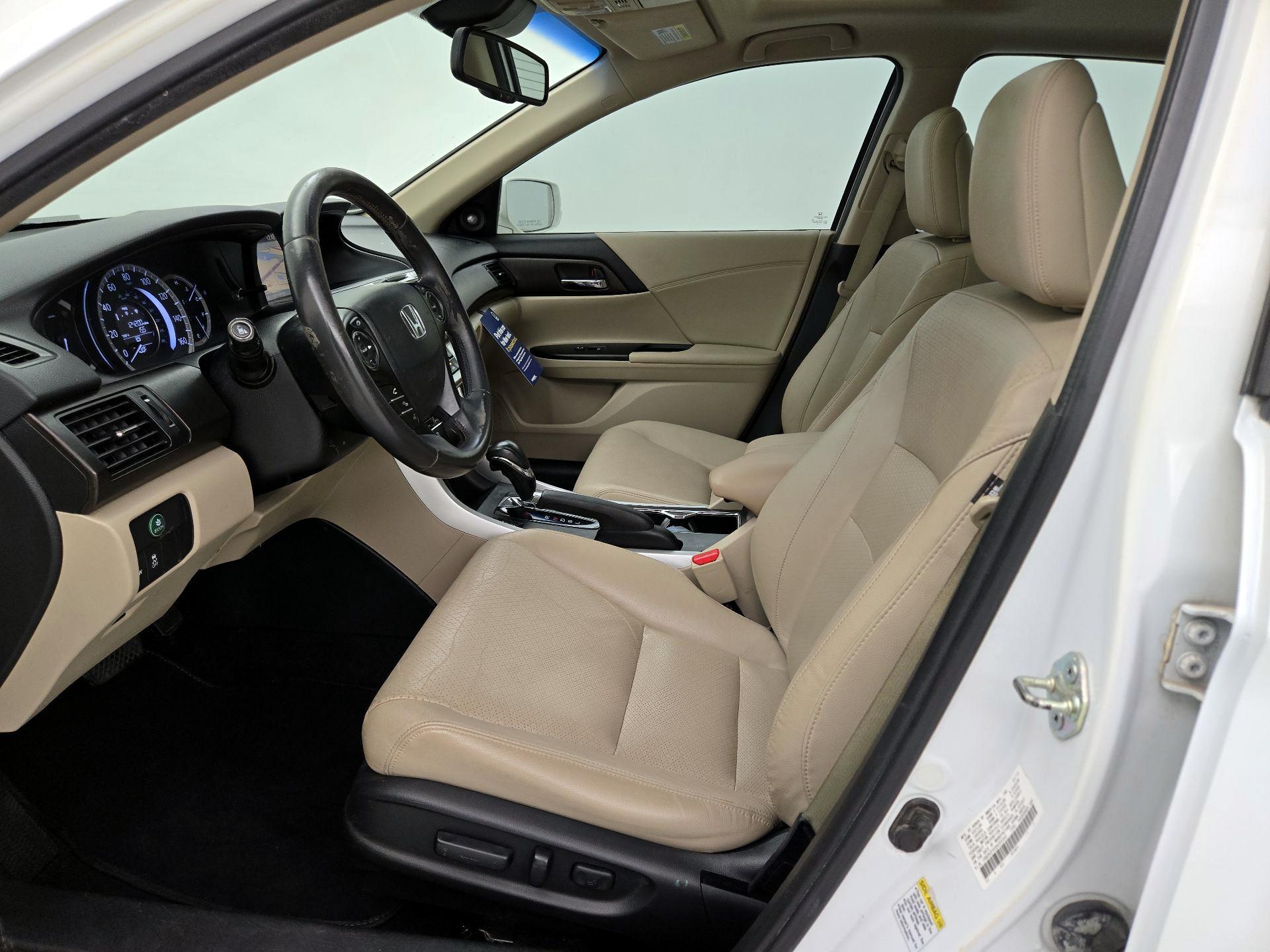 Thumbnail: 2013 Honda Accord - 11