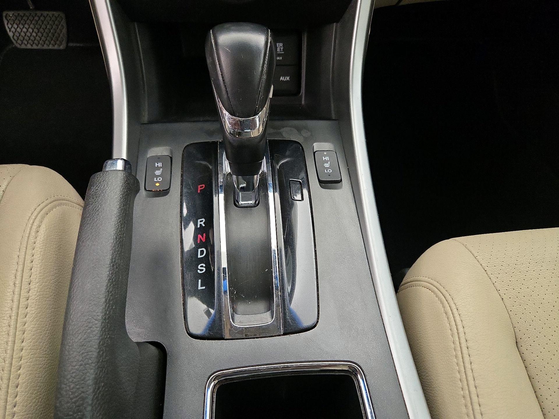 Thumbnail: 2013 Honda Accord - 18