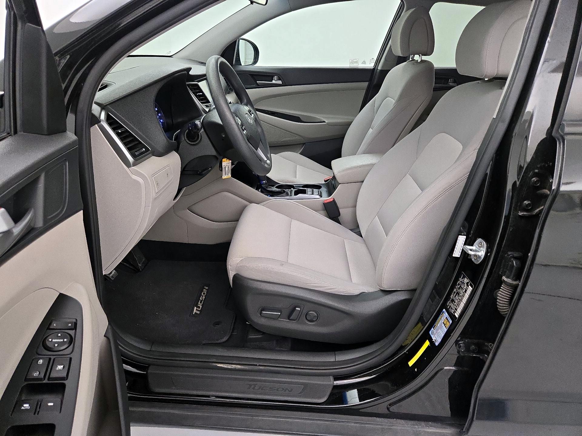 Thumbnail: 2018 Hyundai Tucson - 11