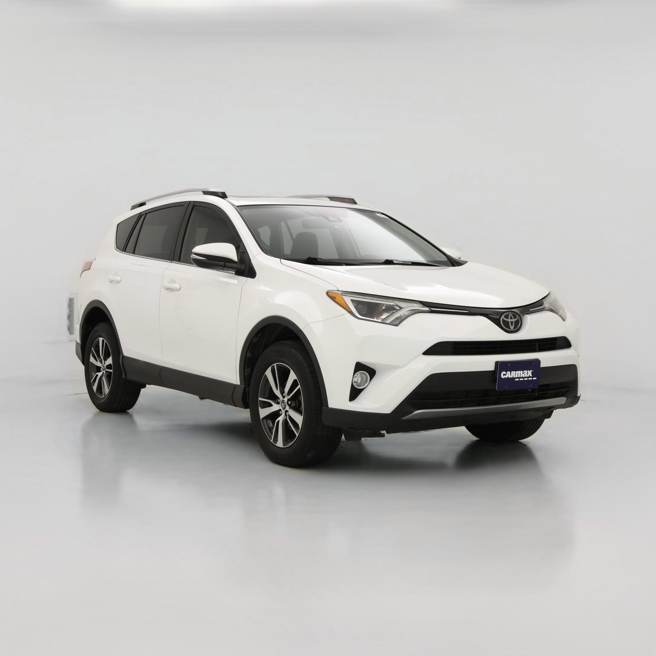 Thumbnail: 2018 Toyota RAV4 - 1