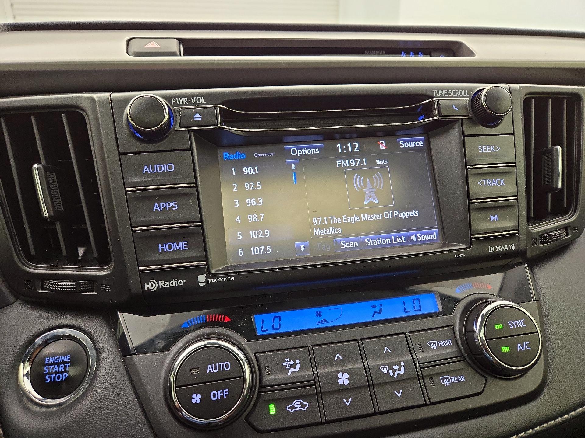 Thumbnail: 2018 Toyota RAV4 - 15