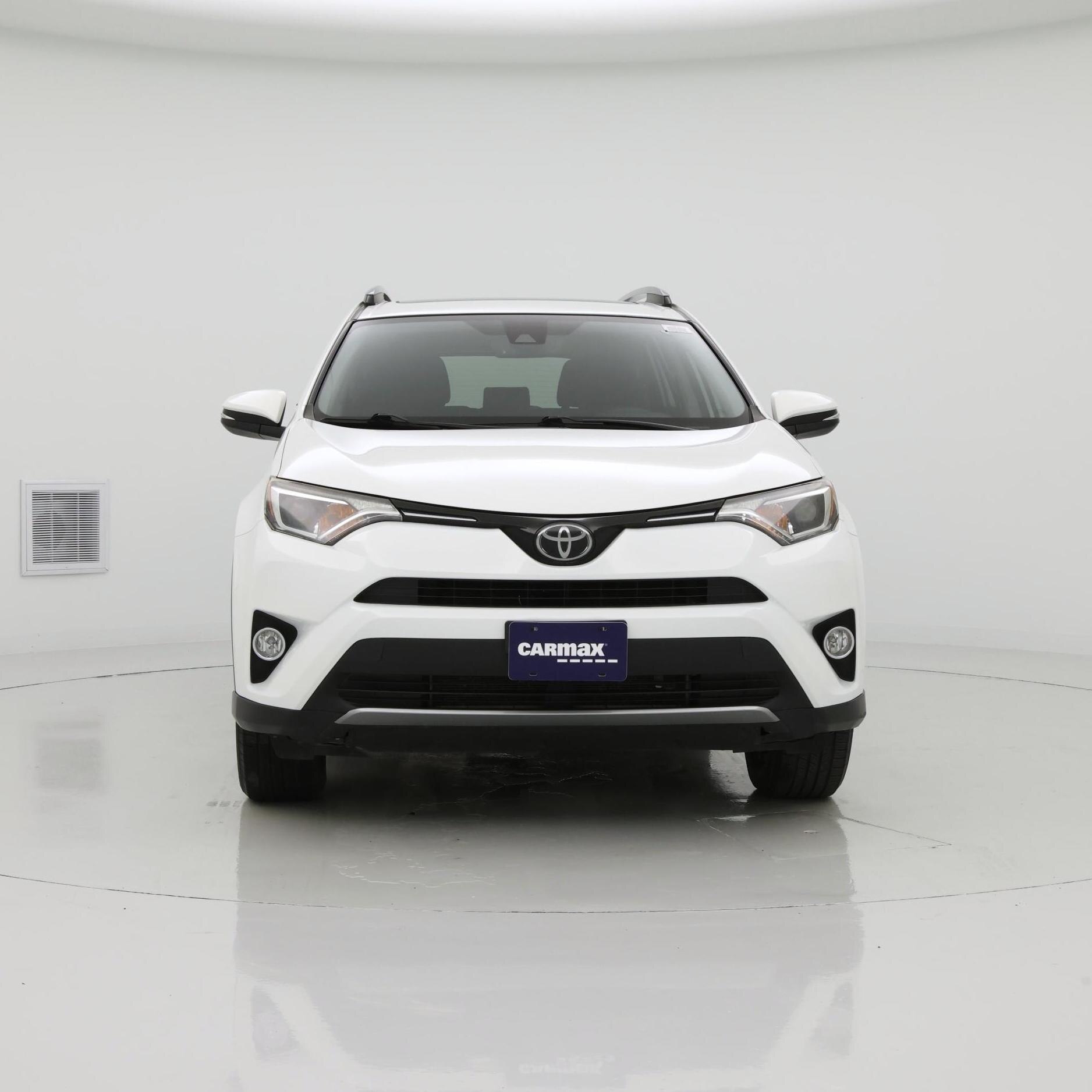 Thumbnail: 2018 Toyota RAV4 - 5
