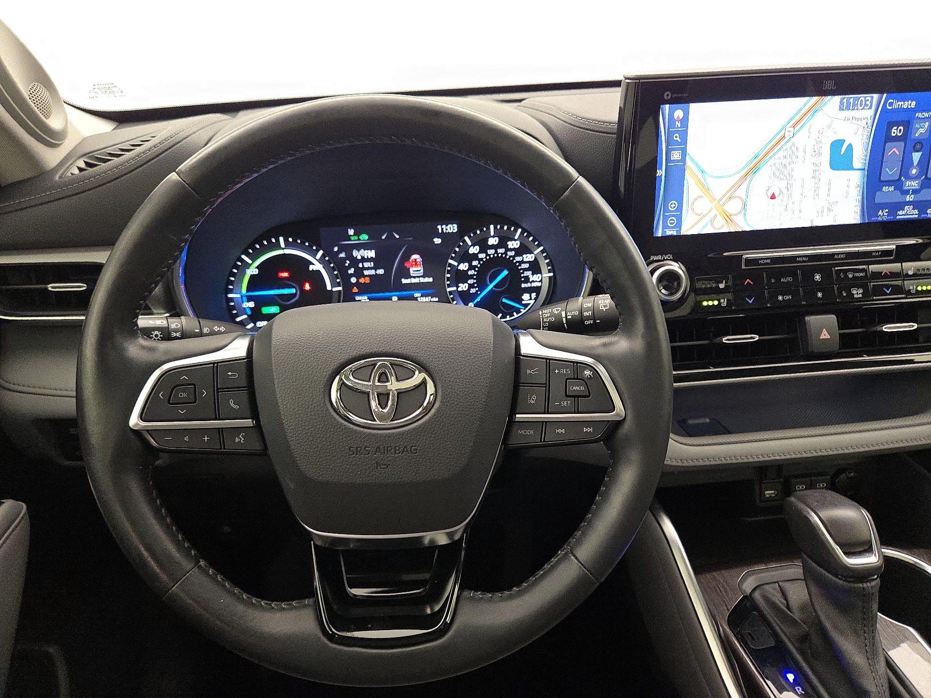 Thumbnail: 2021 Toyota Highlander - 10