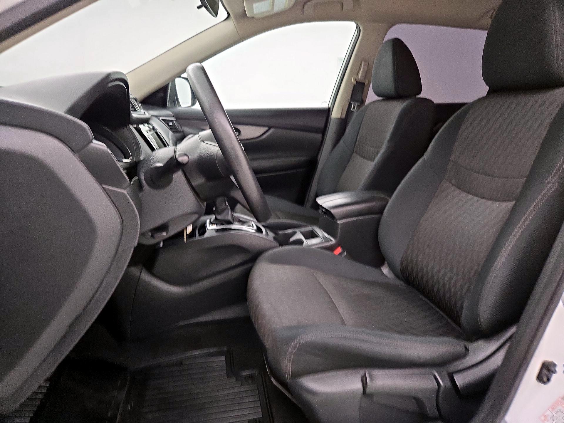 Thumbnail: 2018 Nissan Rogue - 11