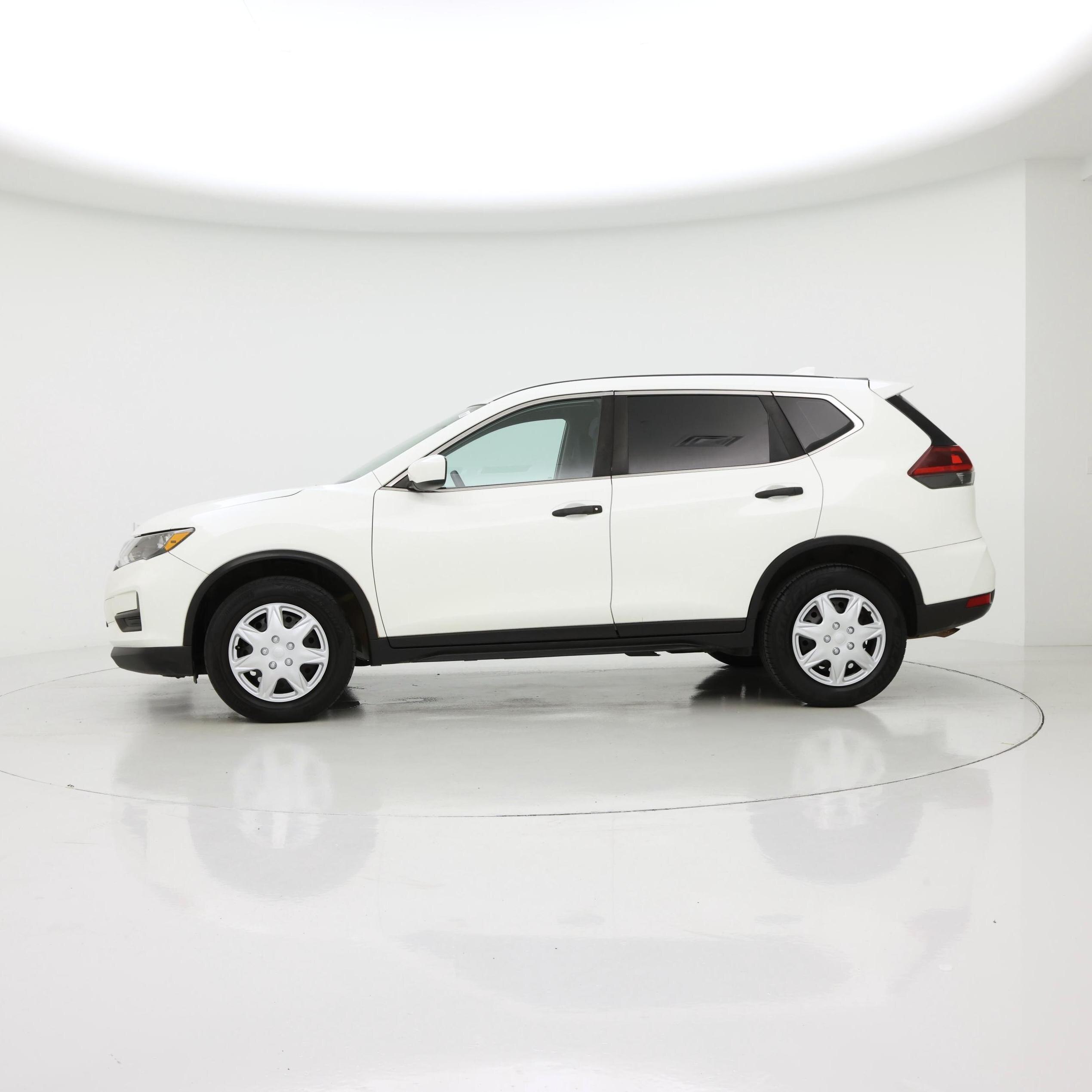 Thumbnail: 2018 Nissan Rogue - 3