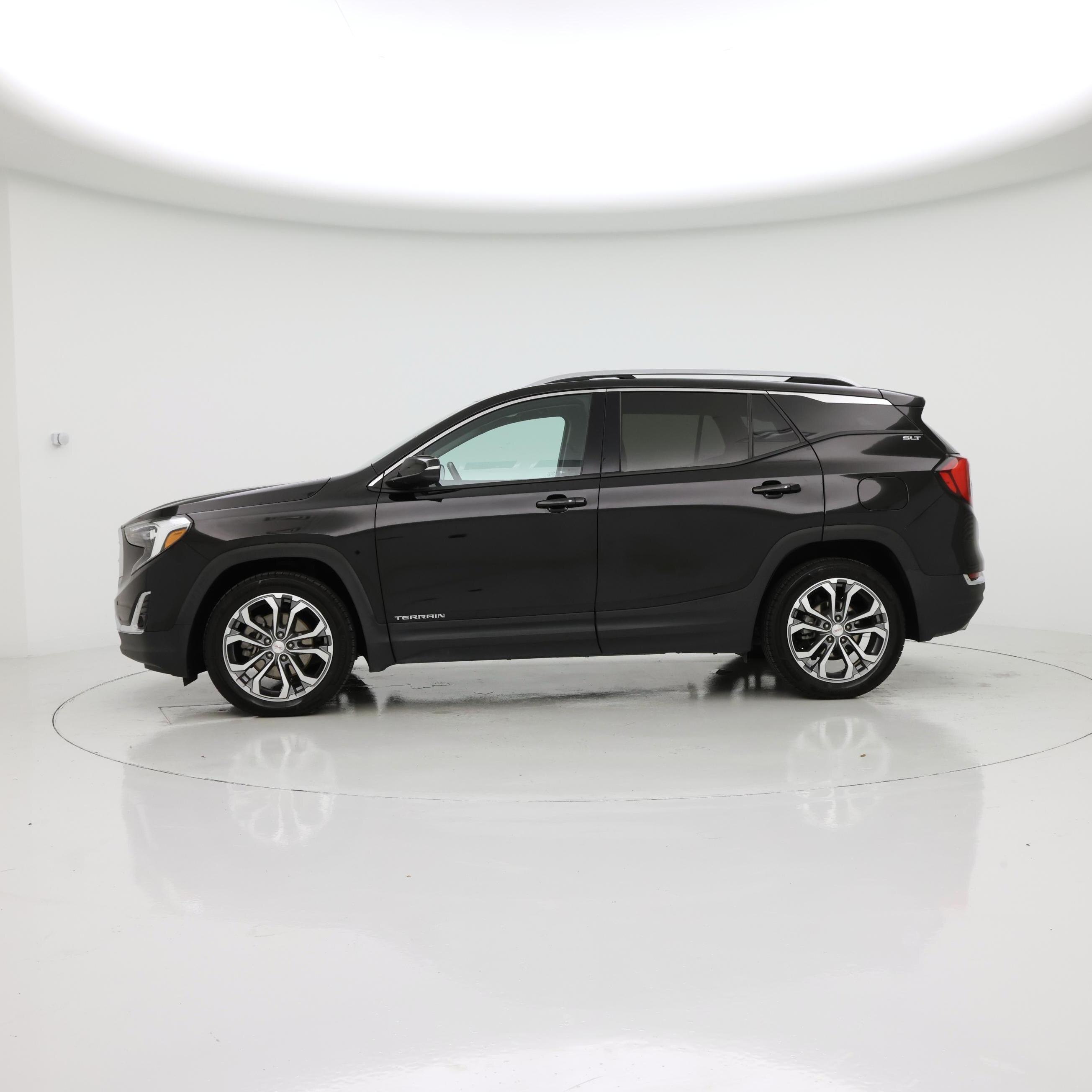 Thumbnail: 2018 GMC Terrain - 3