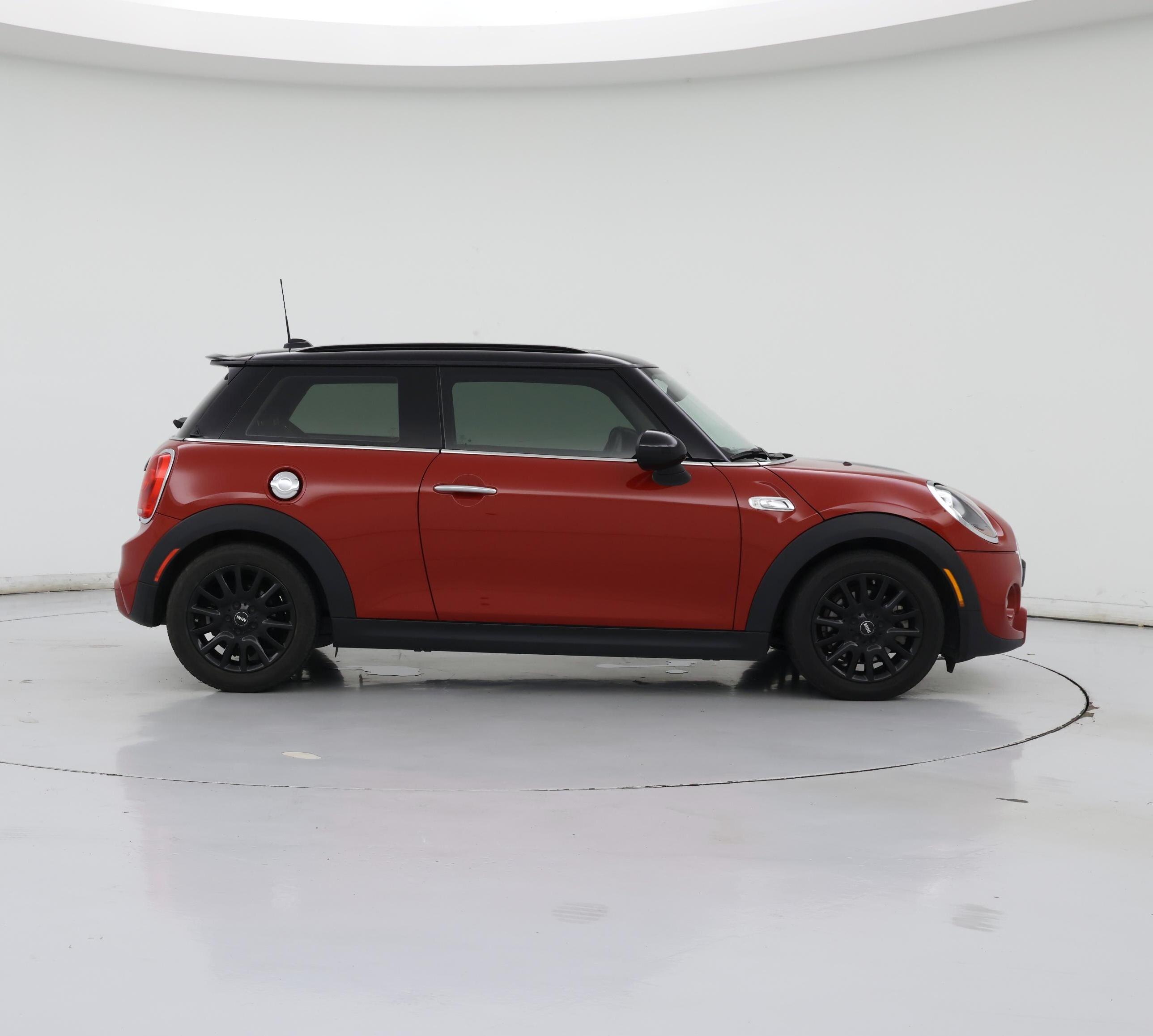 Thumbnail: 2015 MINI Cooper Hardtop - 7