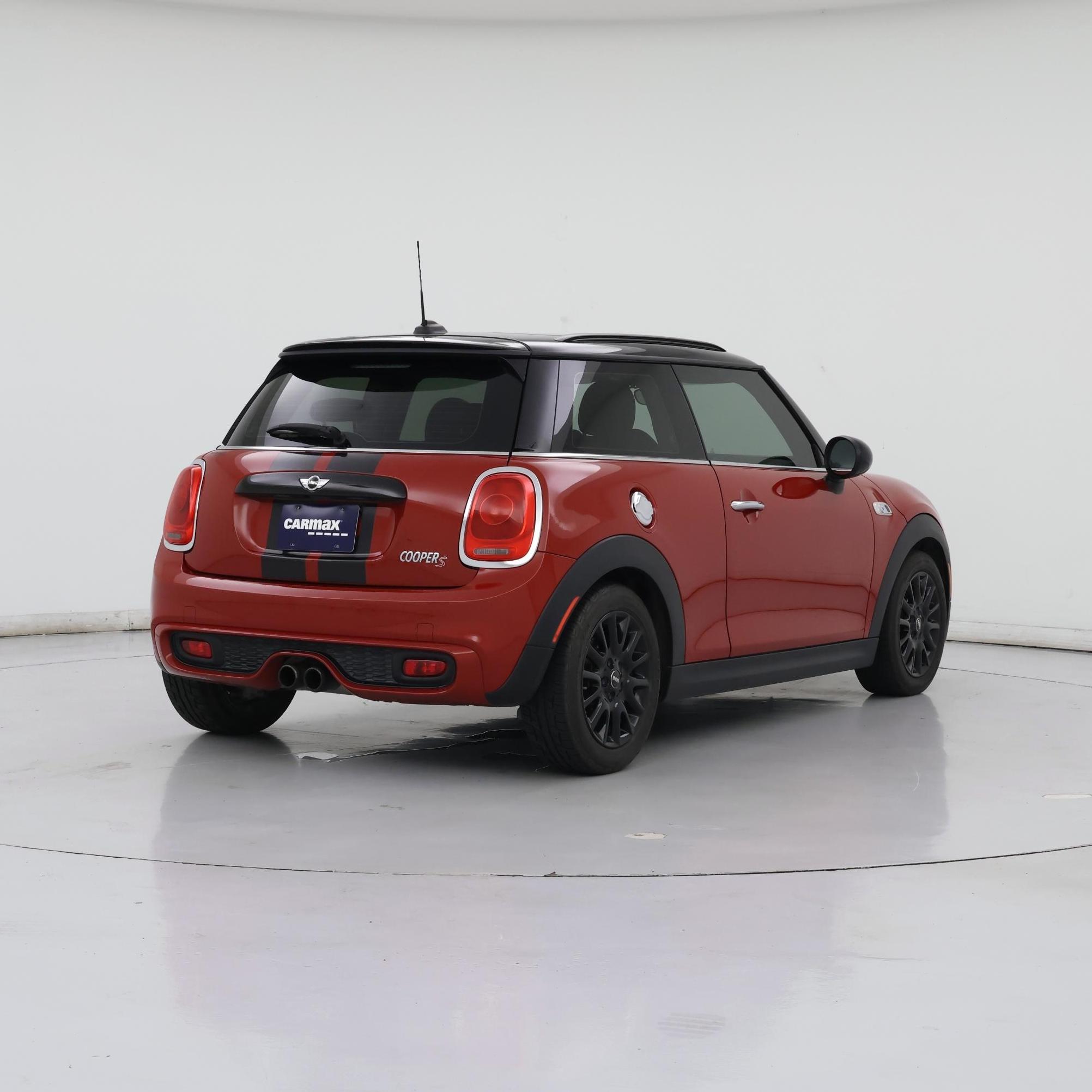 Thumbnail: 2015 MINI Cooper Hardtop - 8