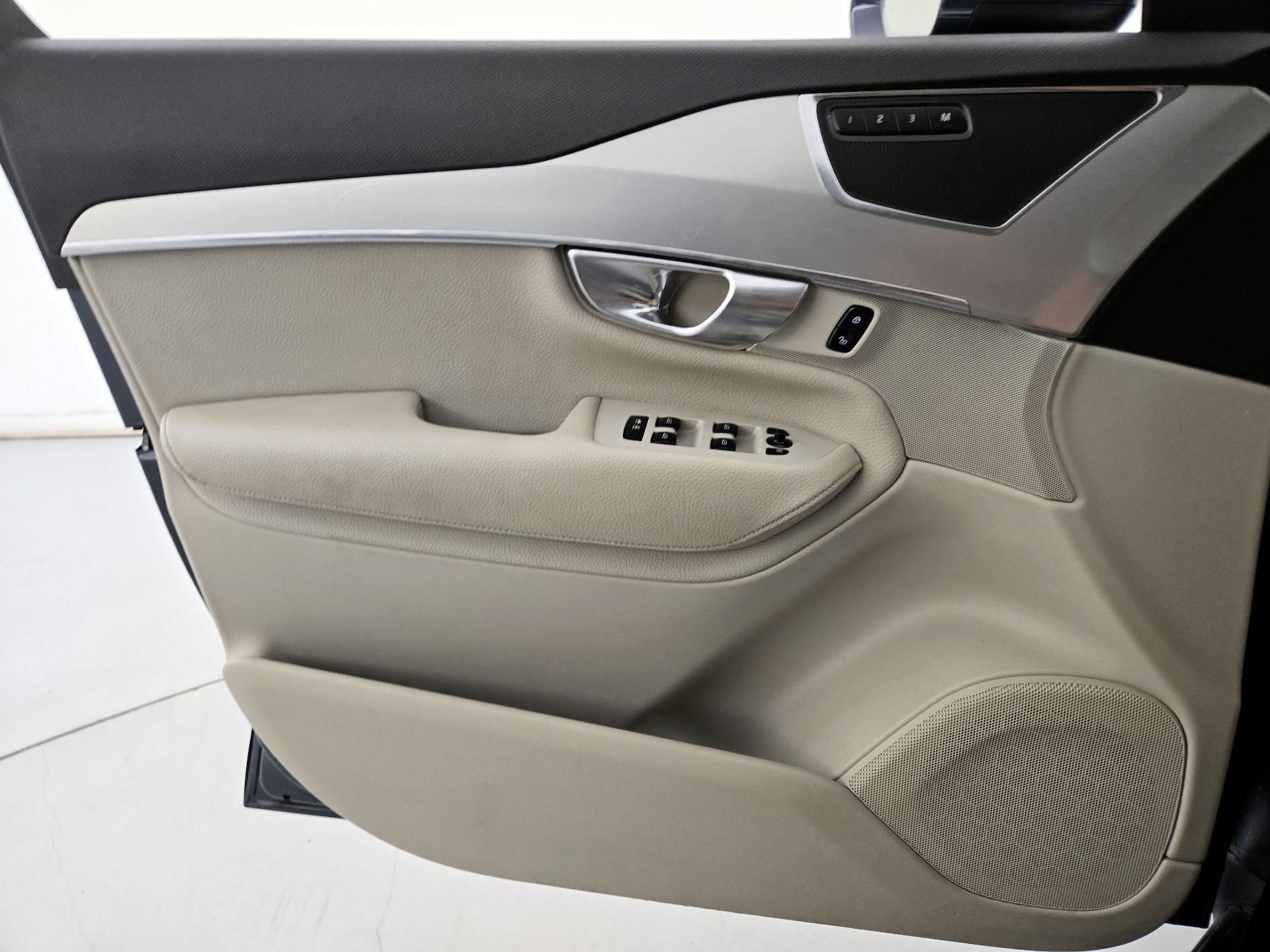 Thumbnail: 2018 Volvo XC90 - 12