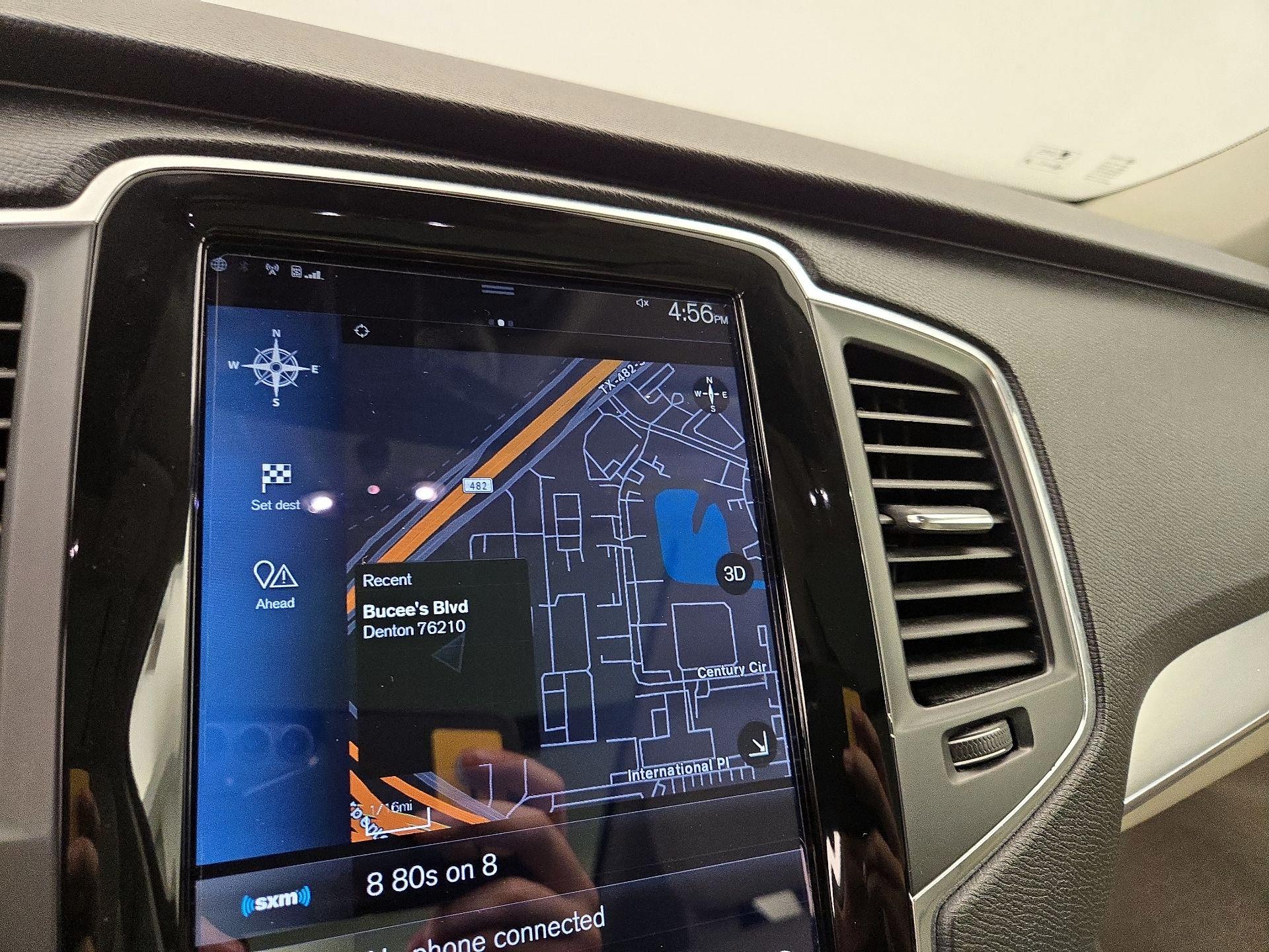Thumbnail: 2018 Volvo XC90 - 14
