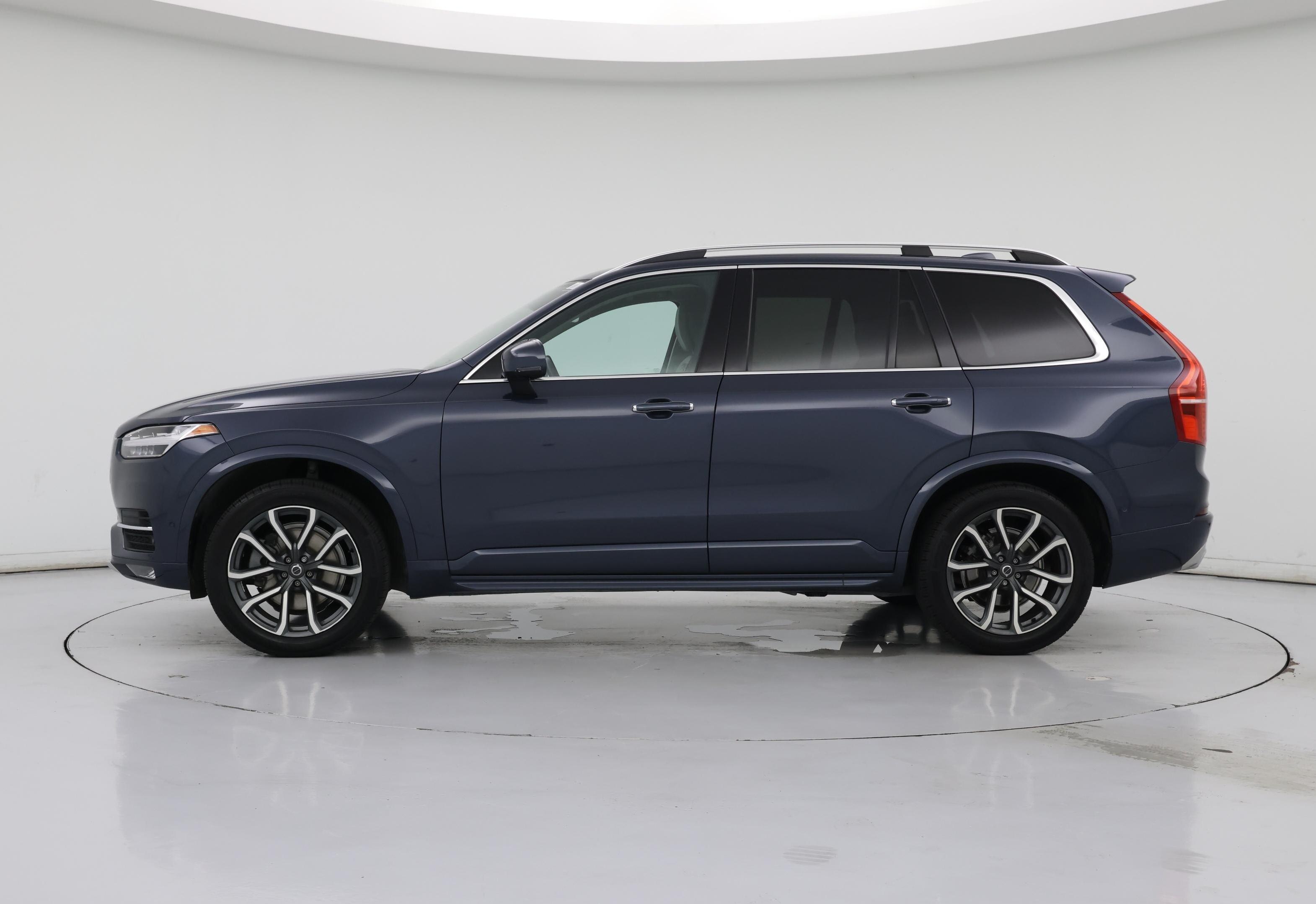 Thumbnail: 2018 Volvo XC90 - 3