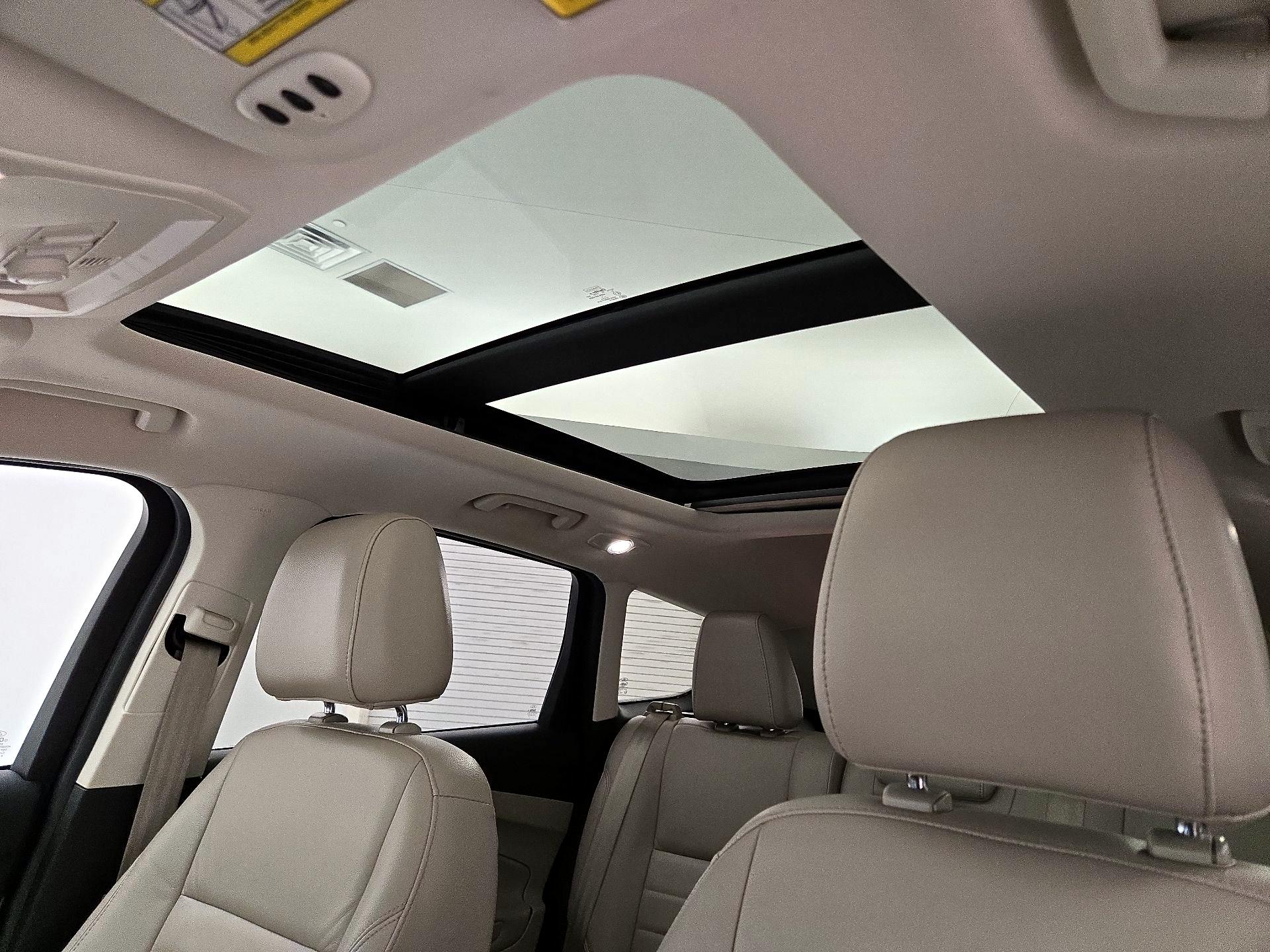 Thumbnail: 2015 Ford Escape - 20