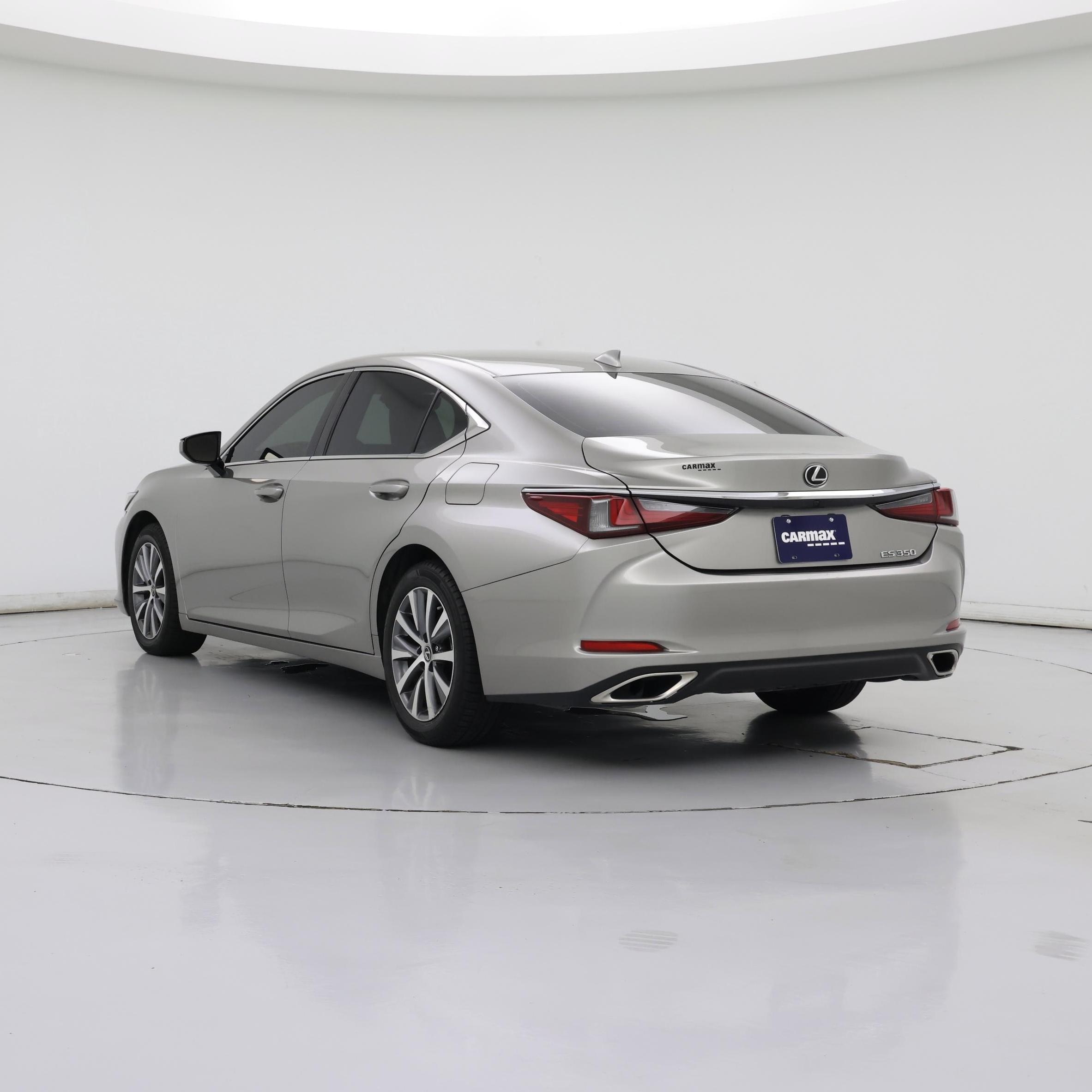 Thumbnail: 2020 Lexus ES - 2