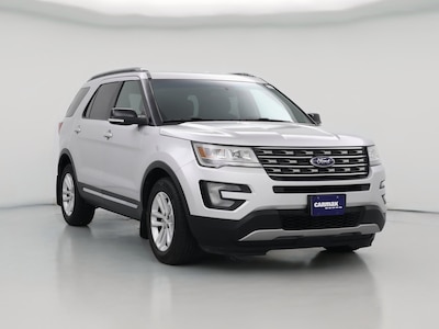 Silver 2016 Ford Explorer XLT
