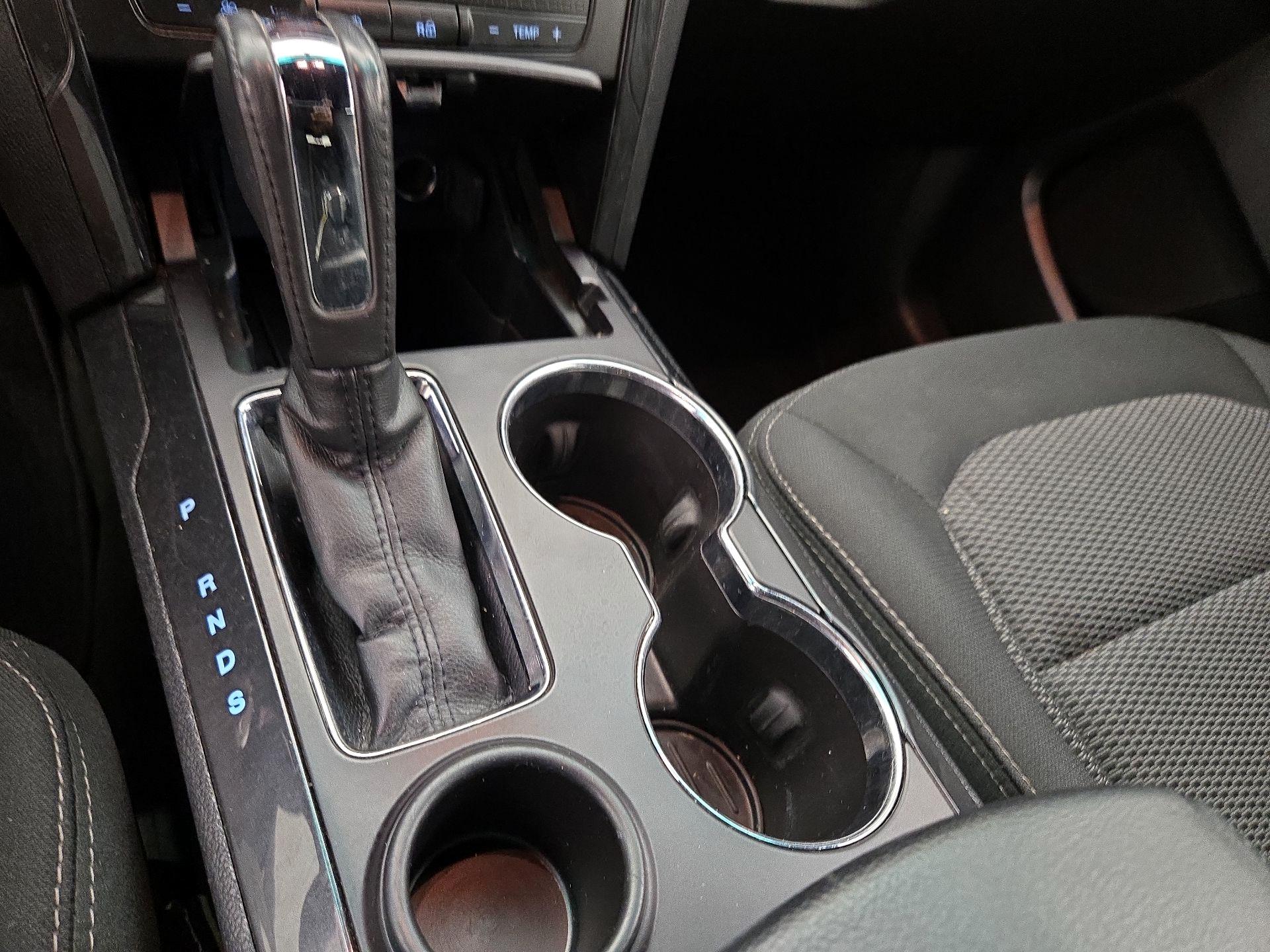 Thumbnail: 2016 Ford Explorer - 17