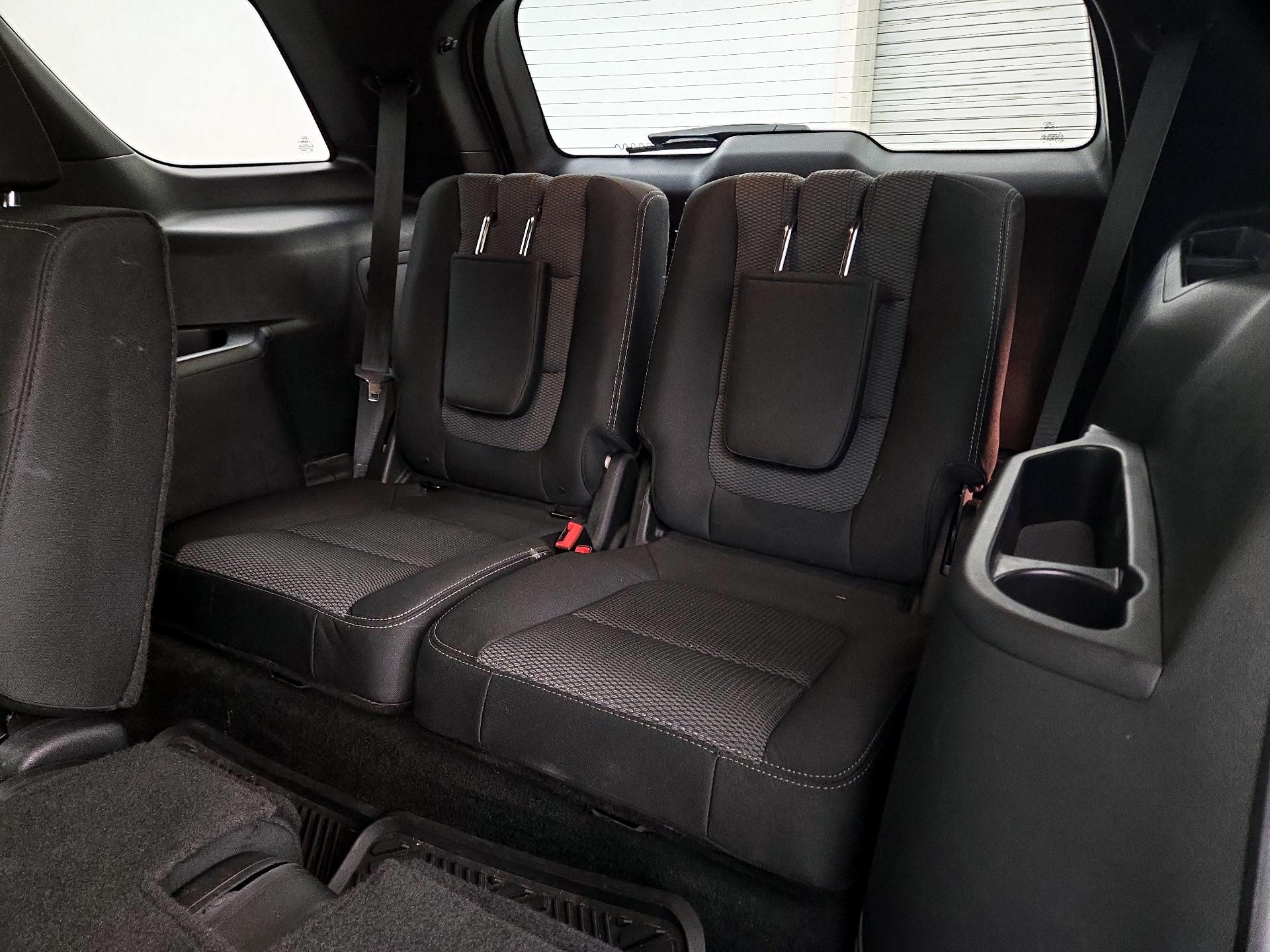 Thumbnail: 2016 Ford Explorer - 20