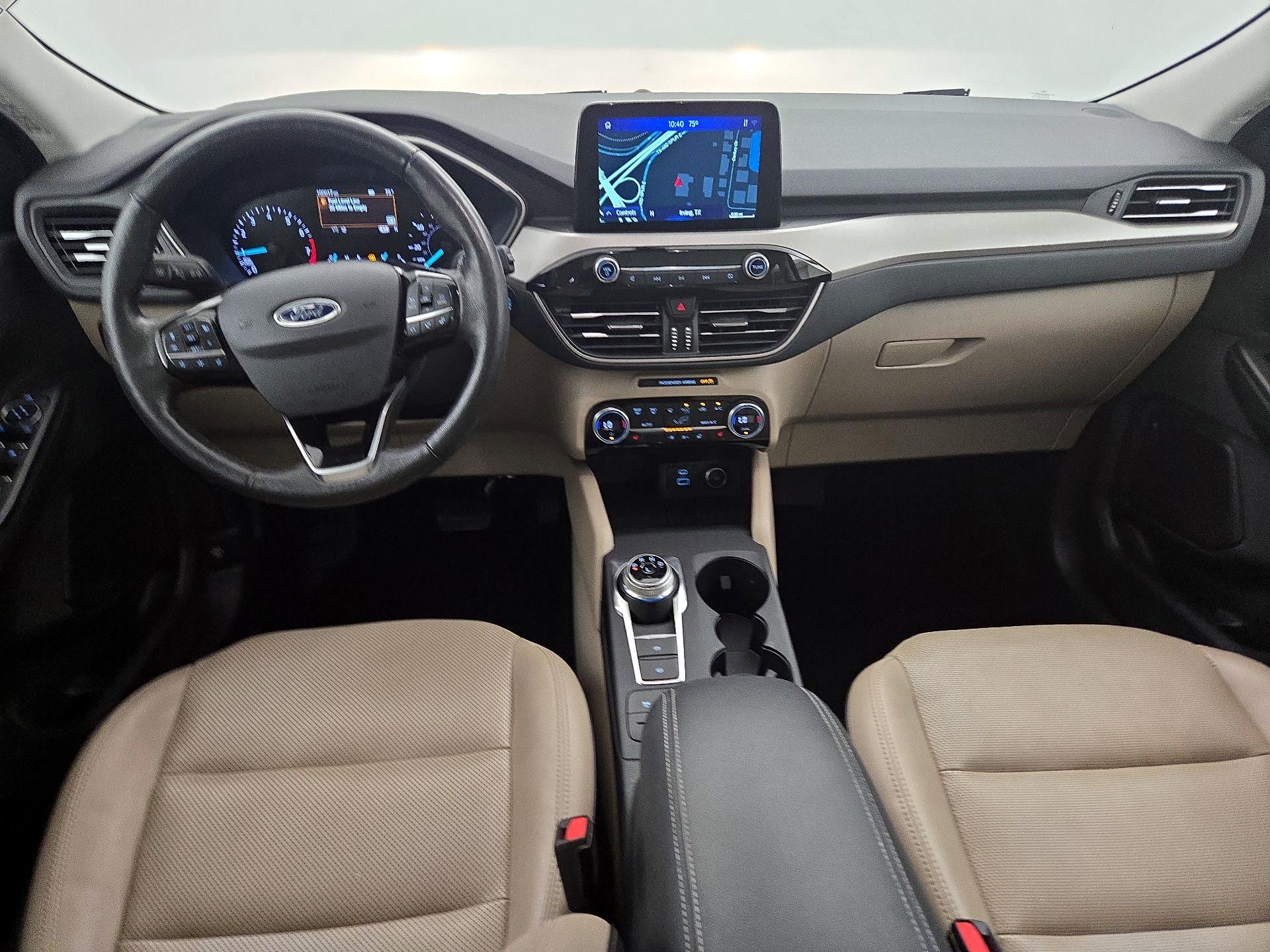 Thumbnail: 2021 Ford Escape - 9