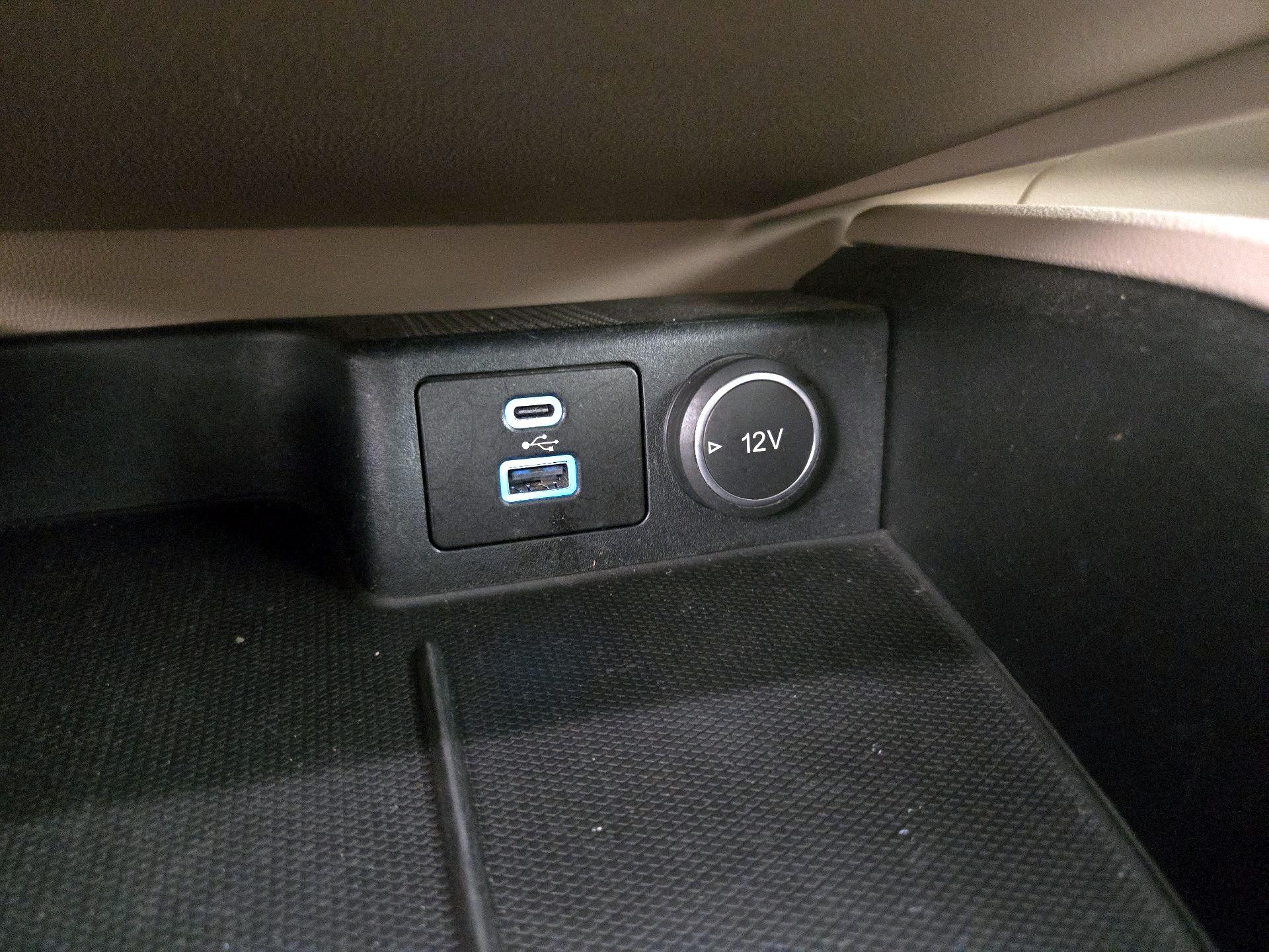 Thumbnail: 2021 Ford Escape - 19