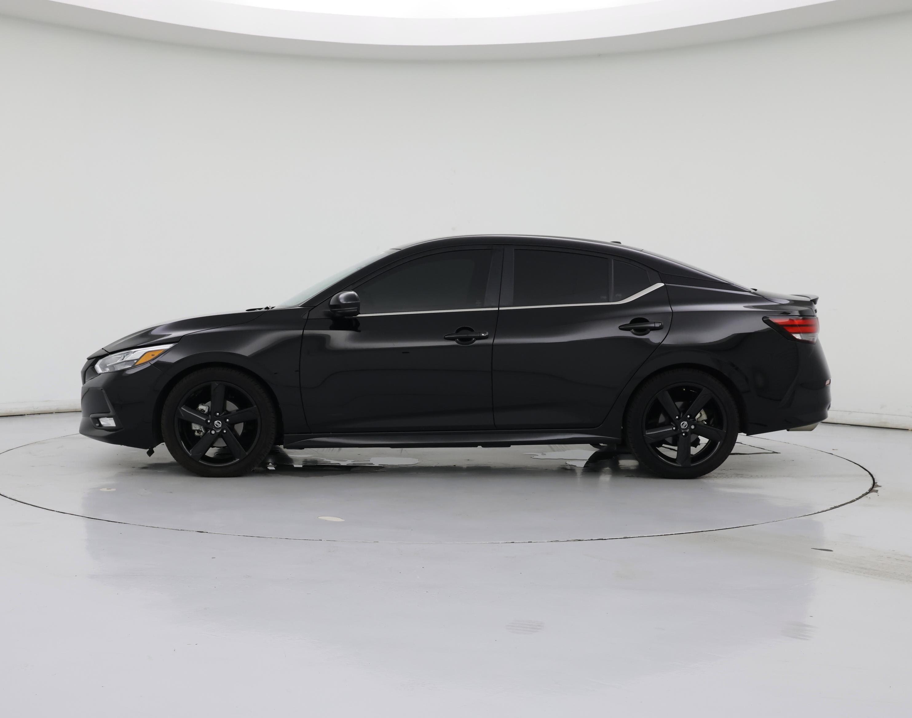Thumbnail: 2023 Nissan Sentra - 3