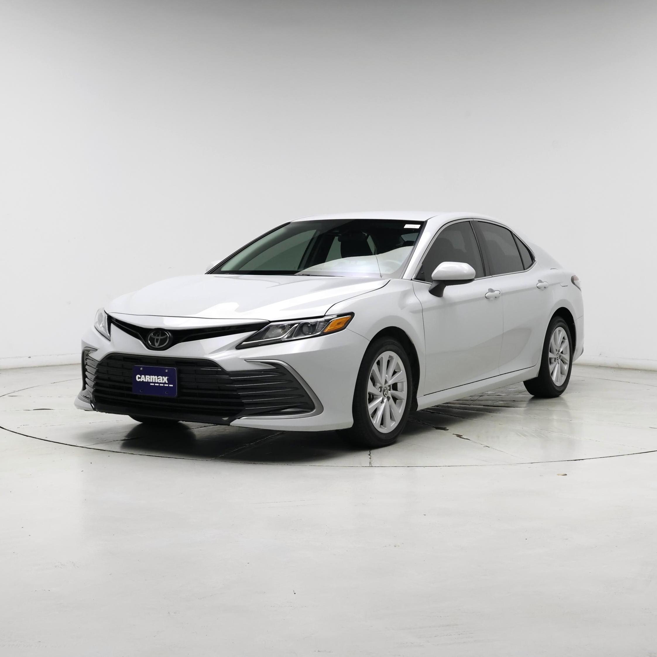 Thumbnail: 2022 Toyota Camry - 4