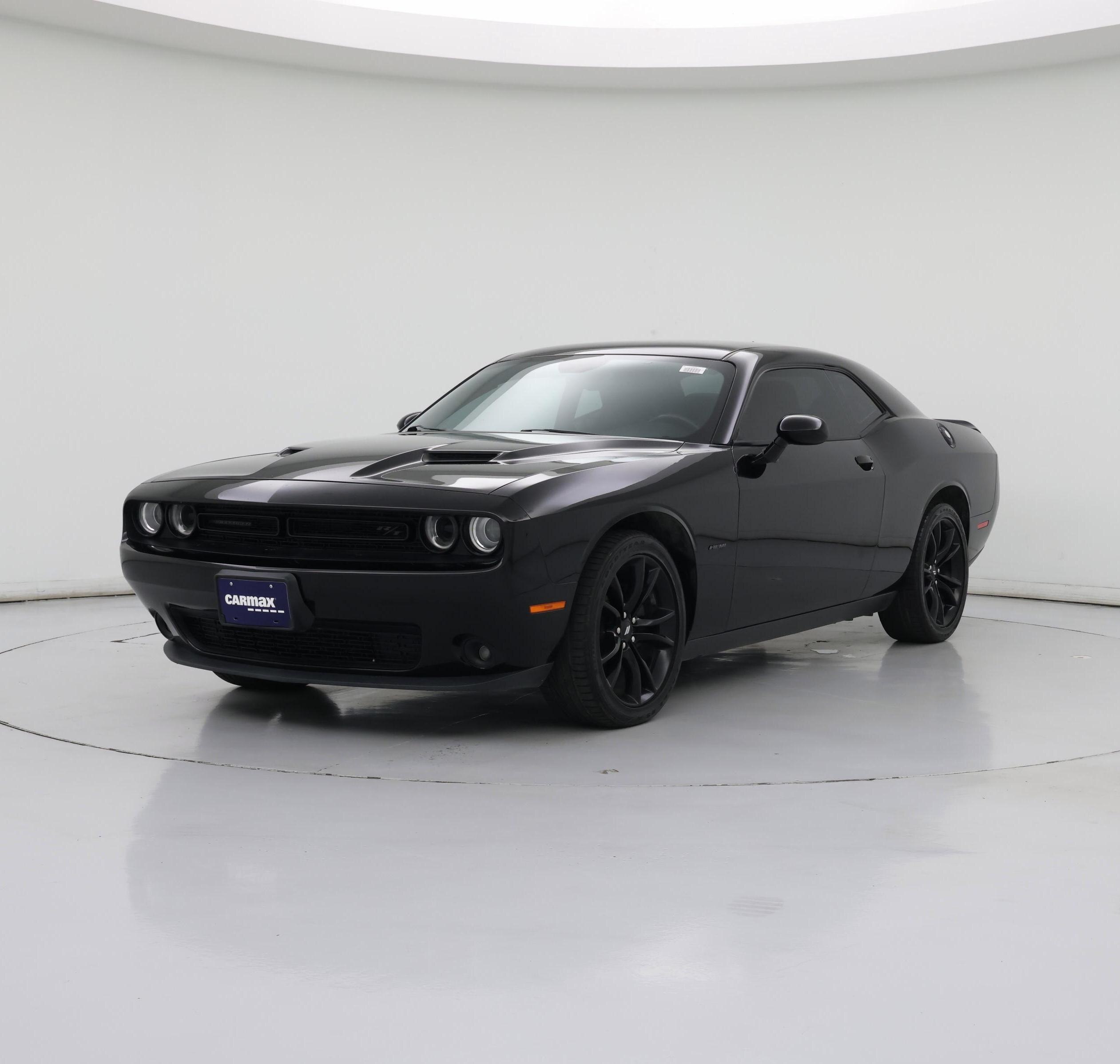 Thumbnail: 2017 Dodge Challenger - 4