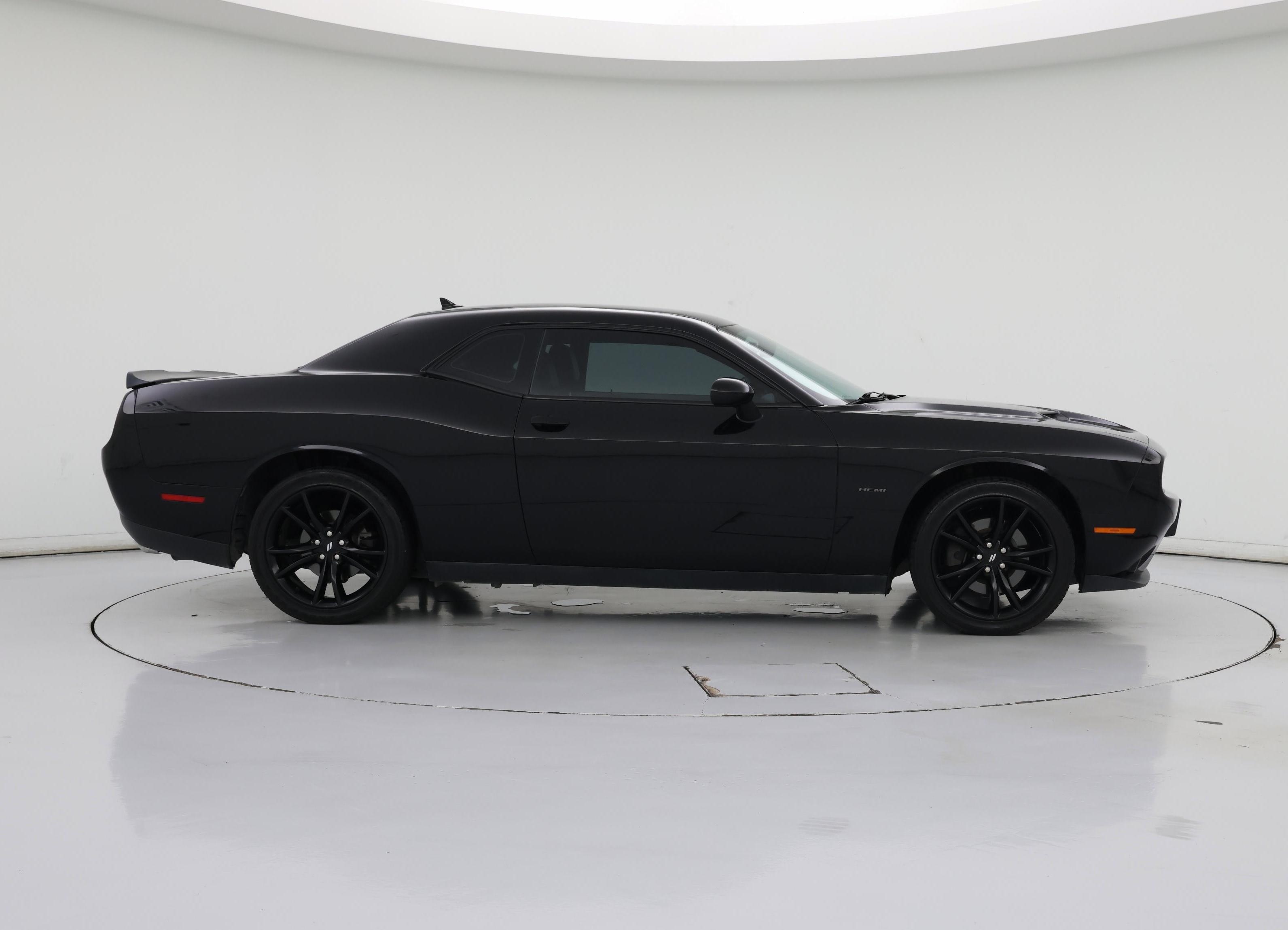 Thumbnail: 2017 Dodge Challenger - 7