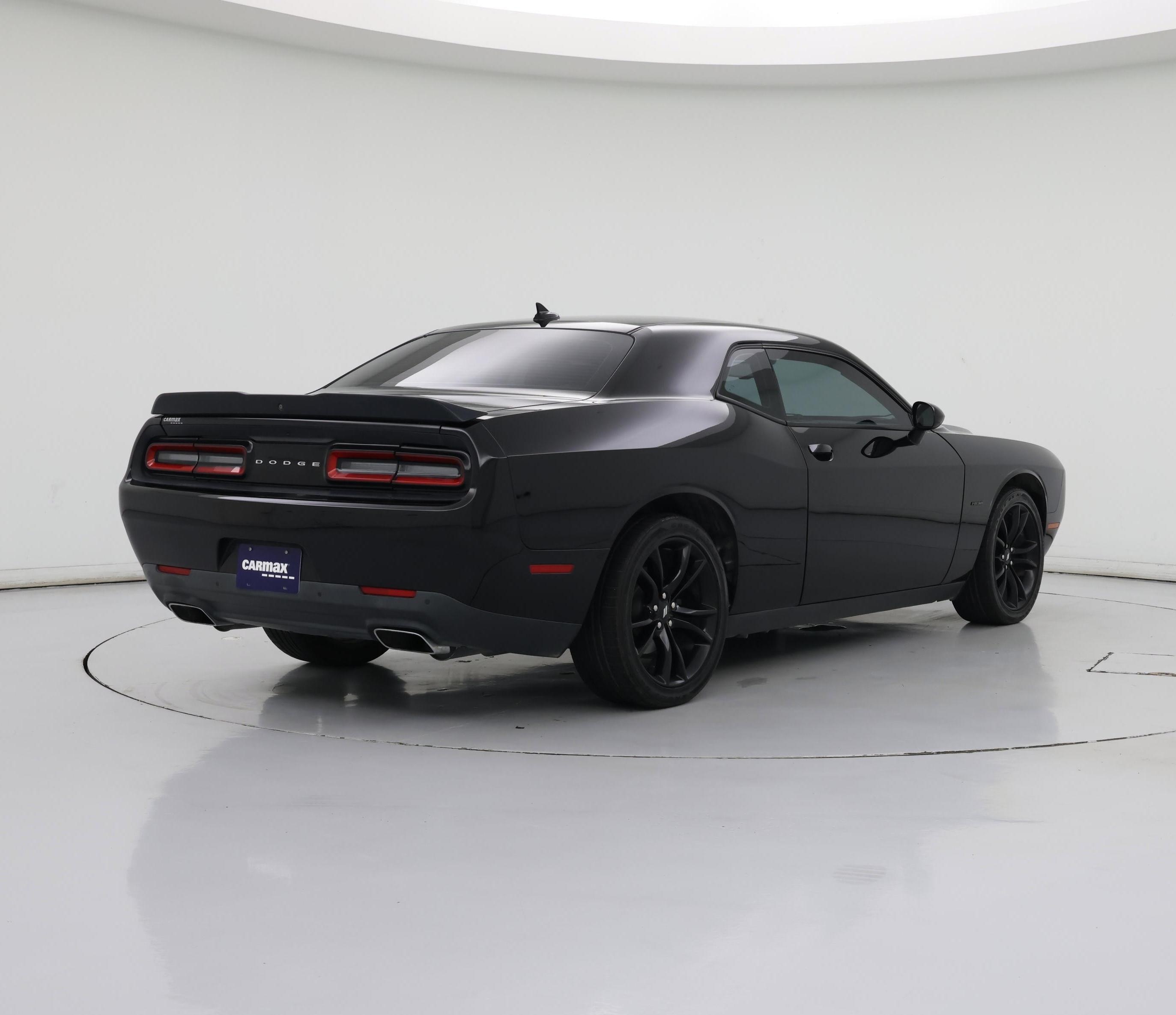 Thumbnail: 2017 Dodge Challenger - 8