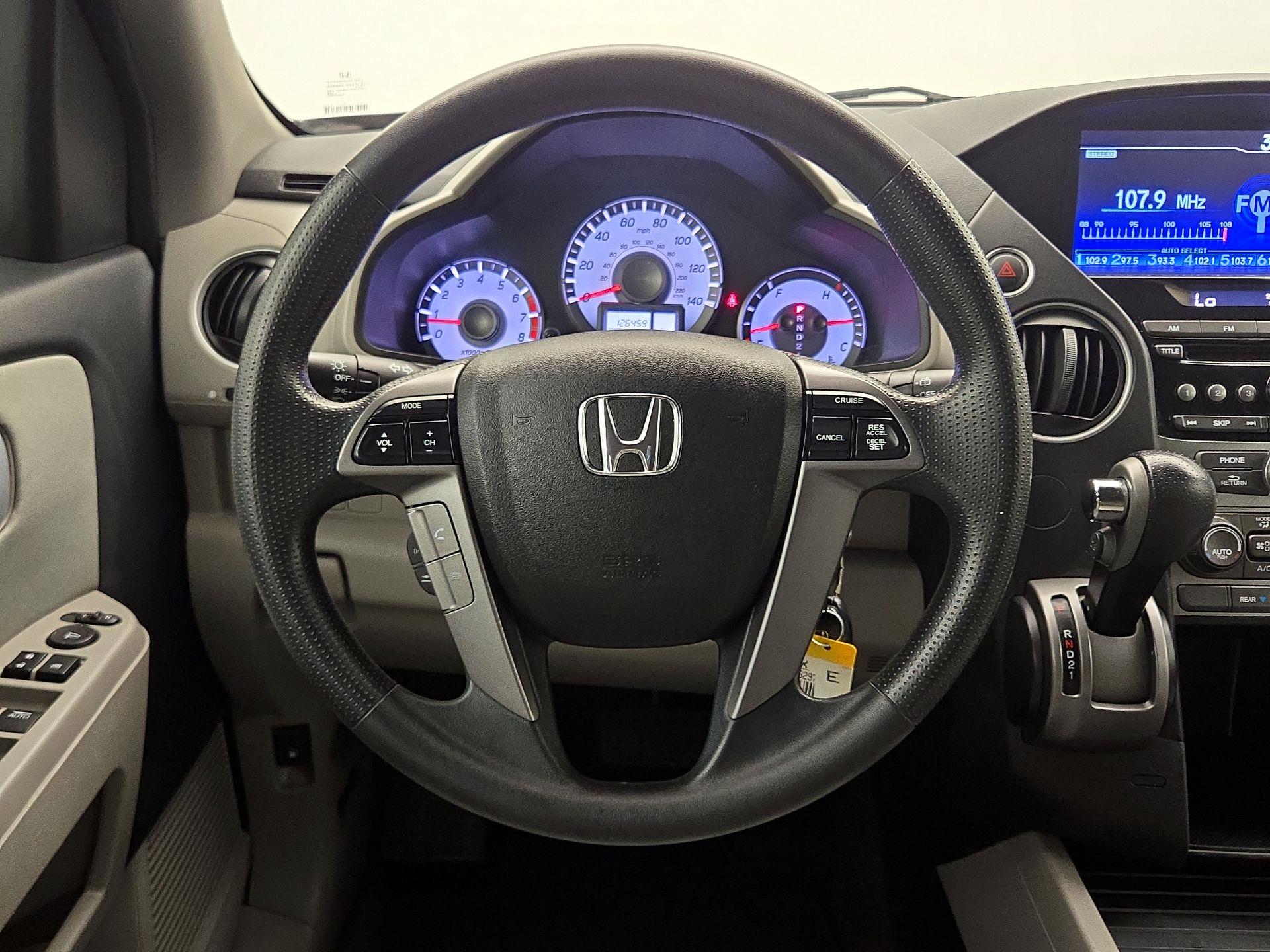Thumbnail: 2013 Honda Pilot - 10