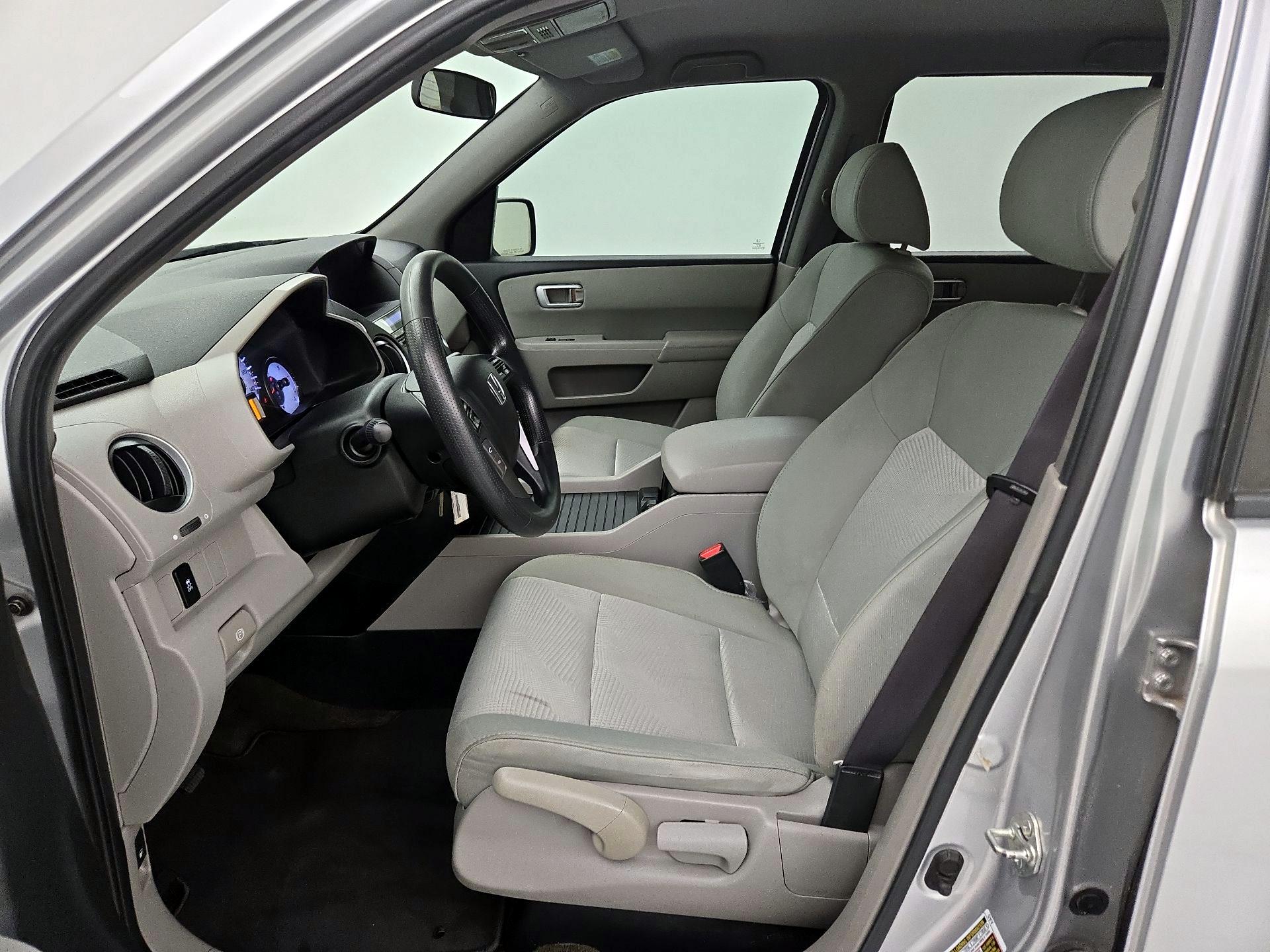 Thumbnail: 2013 Honda Pilot - 11